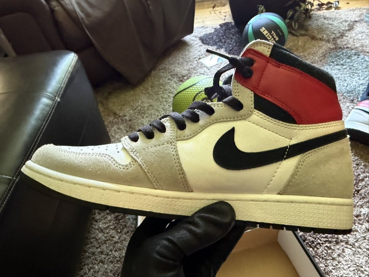 Nike Air Jordan 1 Retro HIGH OG Light smoke Grey Size US 10.5 / EU 43-44 - 6 Thumbnail