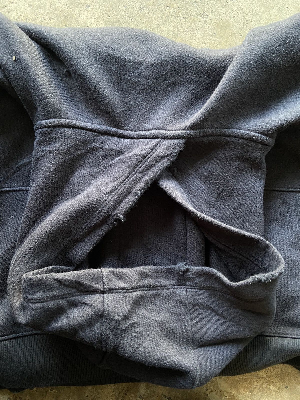 Russell Athletic × Vintage Vintage boxy hoodie distressed Size US L / EU 52-54 / 3 - 4 Thumbnail