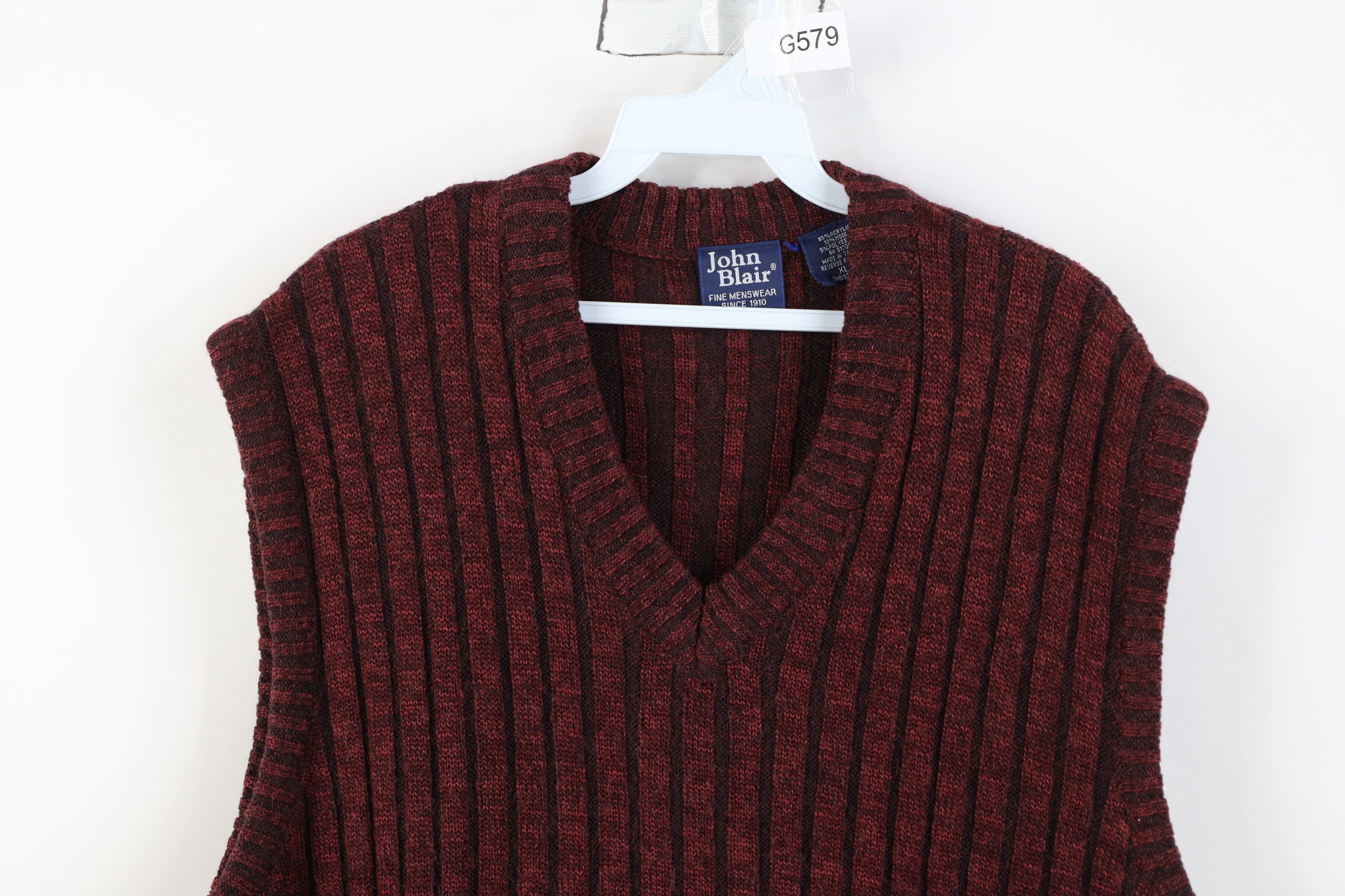 Vintage Vintage 90s Streetwear Blend Ribbed Knit Sweater Vest Red Size US L / EU 52-54 / 3 - 2 Thumbnail