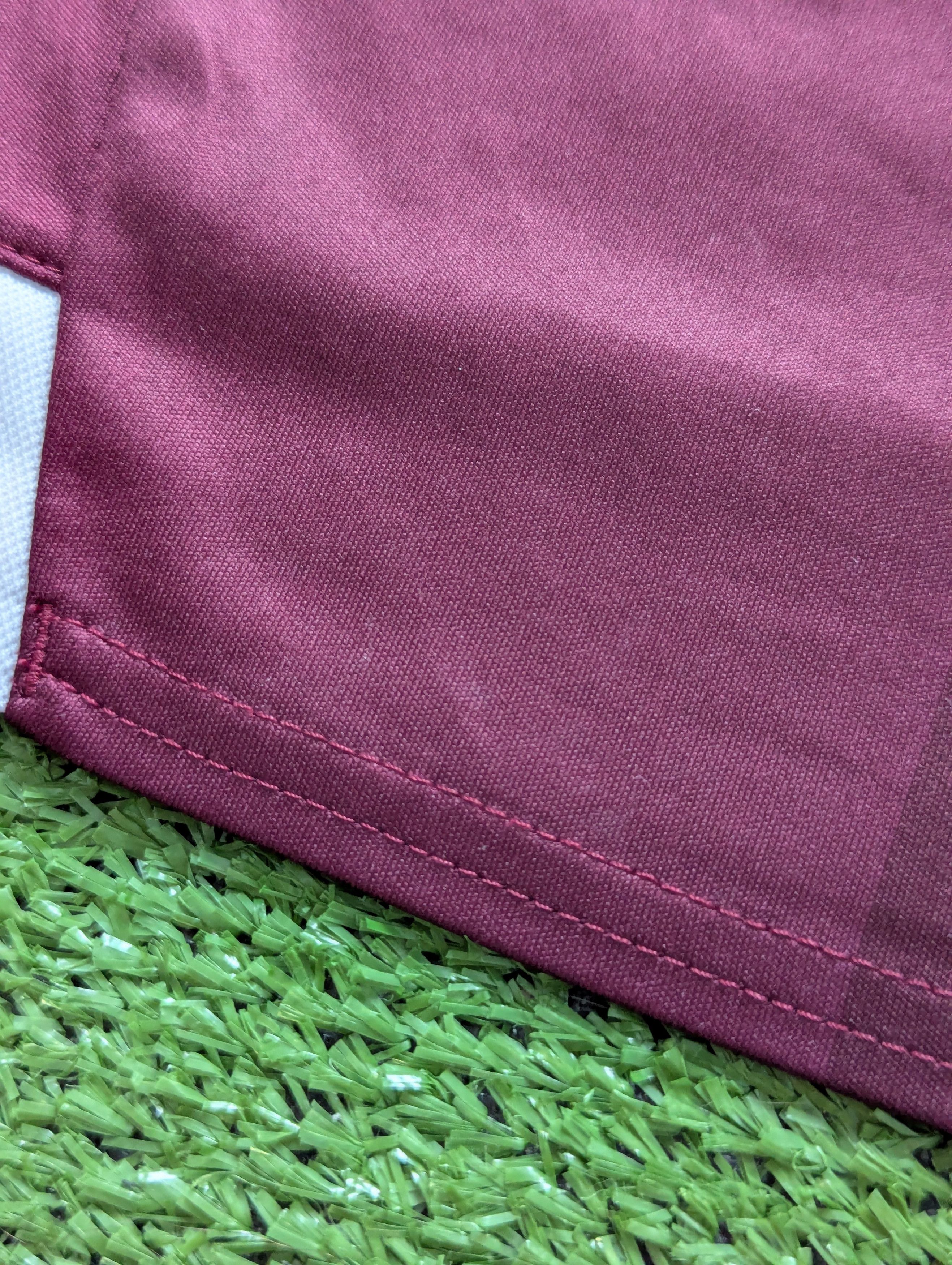 Umbro HEART OF MIDLOTHIAN 2018/2019 HOME FOOTBALL NAISMITH #14 Size US XL / EU 56 / 4 - 9 Thumbnail