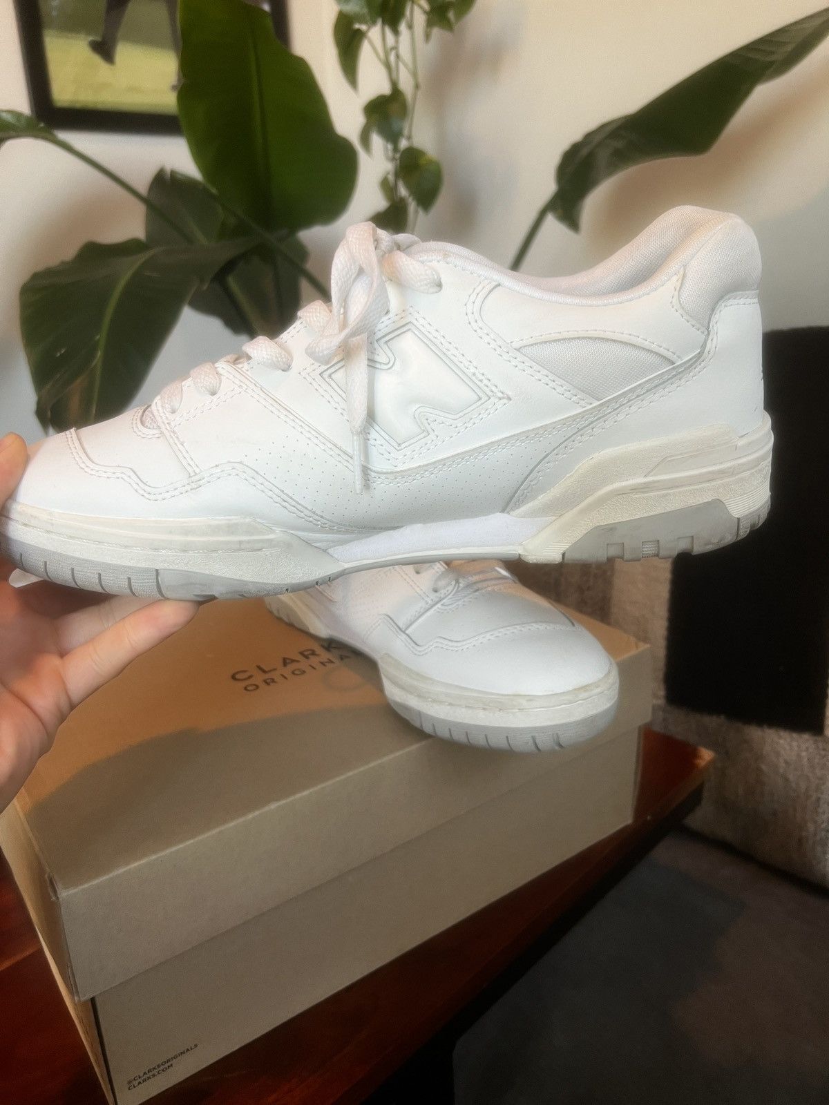 New Balance White on white New Balance 550 Size US 11 / EU 44 - 6 Thumbnail