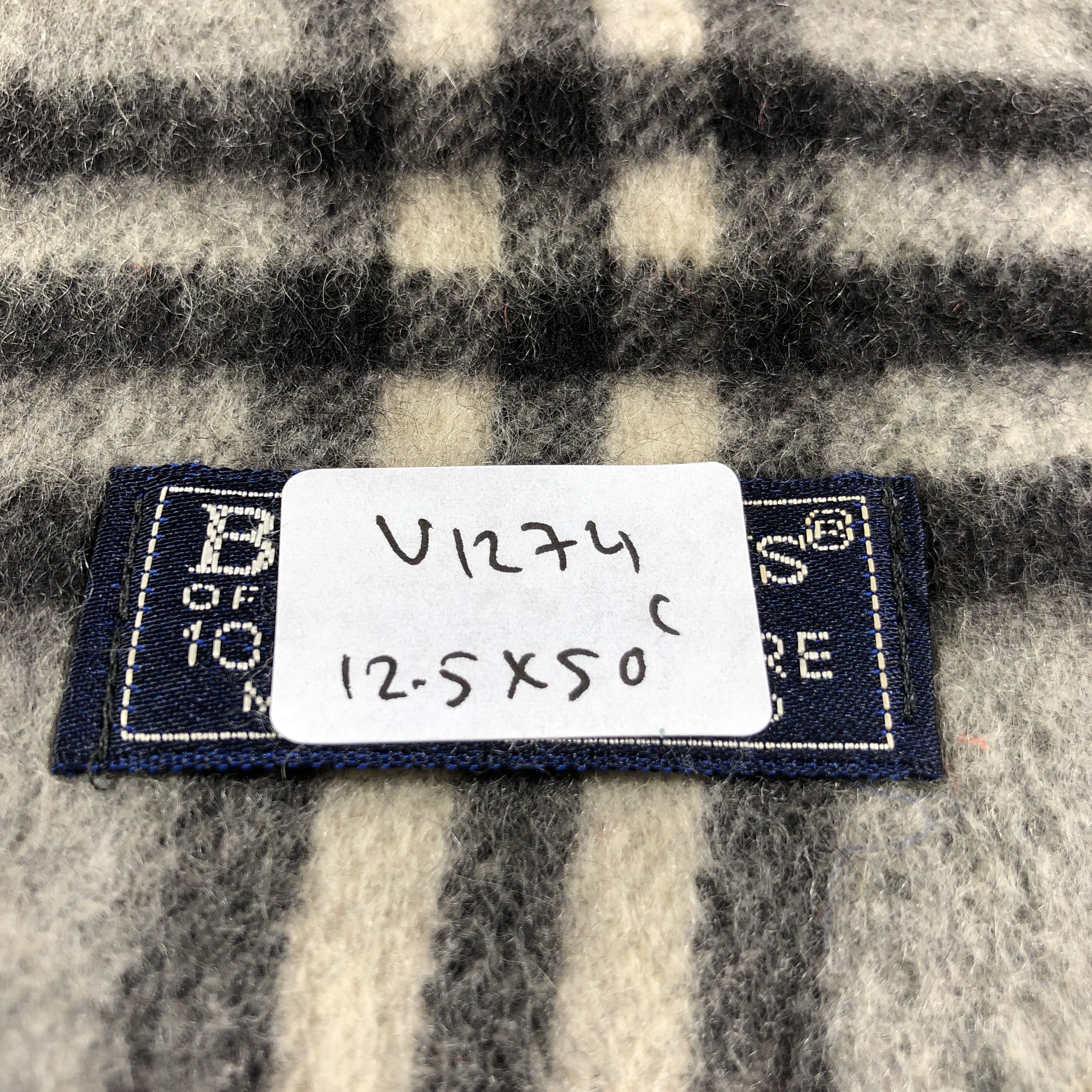 Burberry Burberrys Nova Check Grey Cashmere Scarf Muffler V1274 Size ONE SIZE - 25 Thumbnail