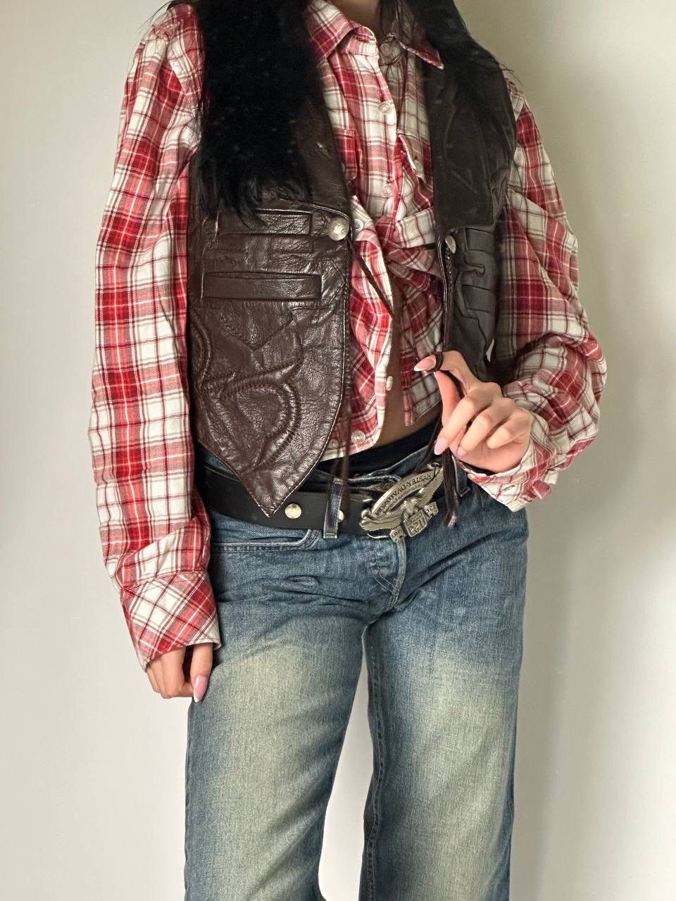 Cowboy Equipment 80s Cowboy Handmade Wester Leather Vest Mexico Vintage Spain Size S / US 4 / IT 40 - 3 Thumbnail