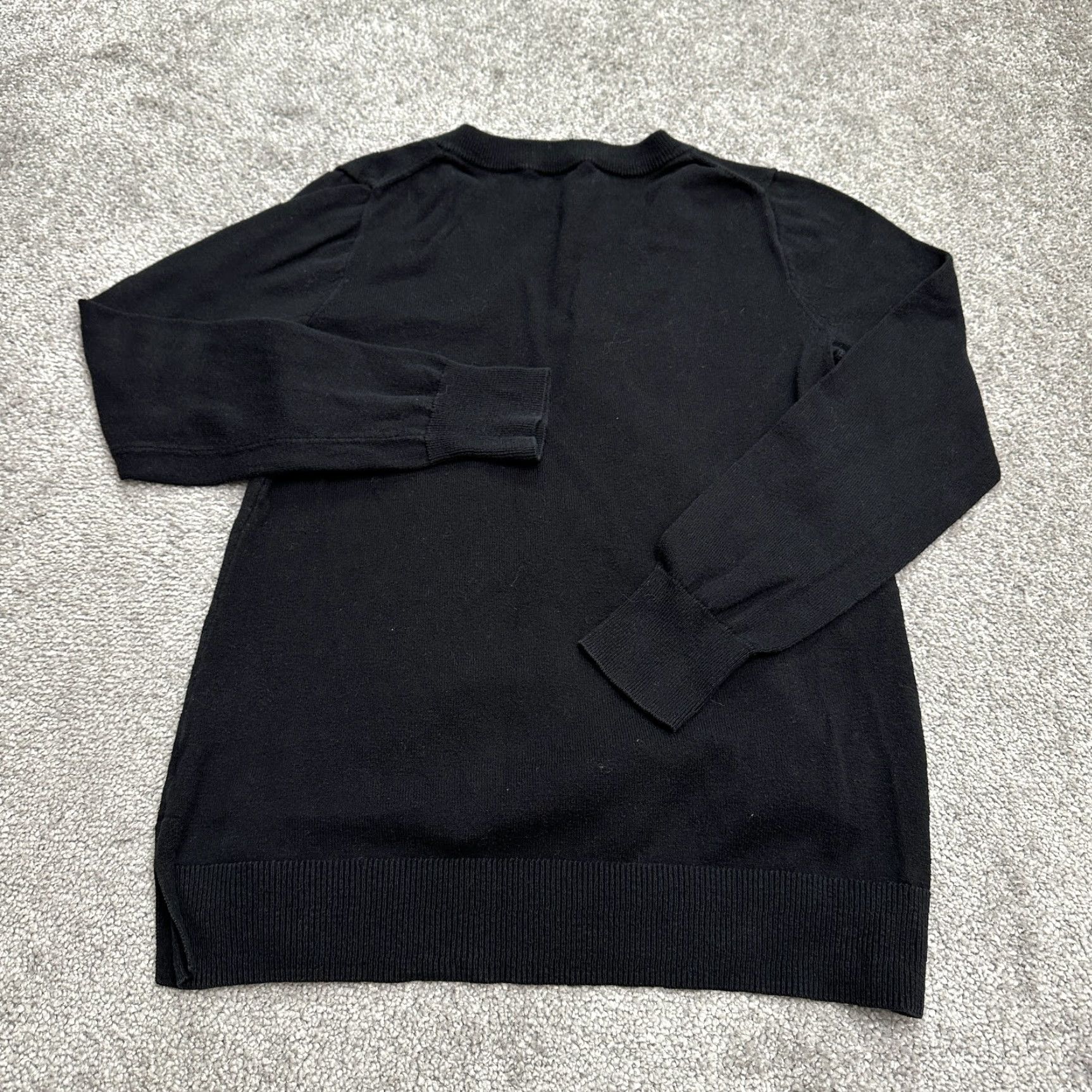 J.Crew J.CREW Pullover Sweater Womens XS Black V-Neck Knit Casual Lightweight Classic Size XS / US 0-2 / IT 36-38 - 2 Thumbnail
