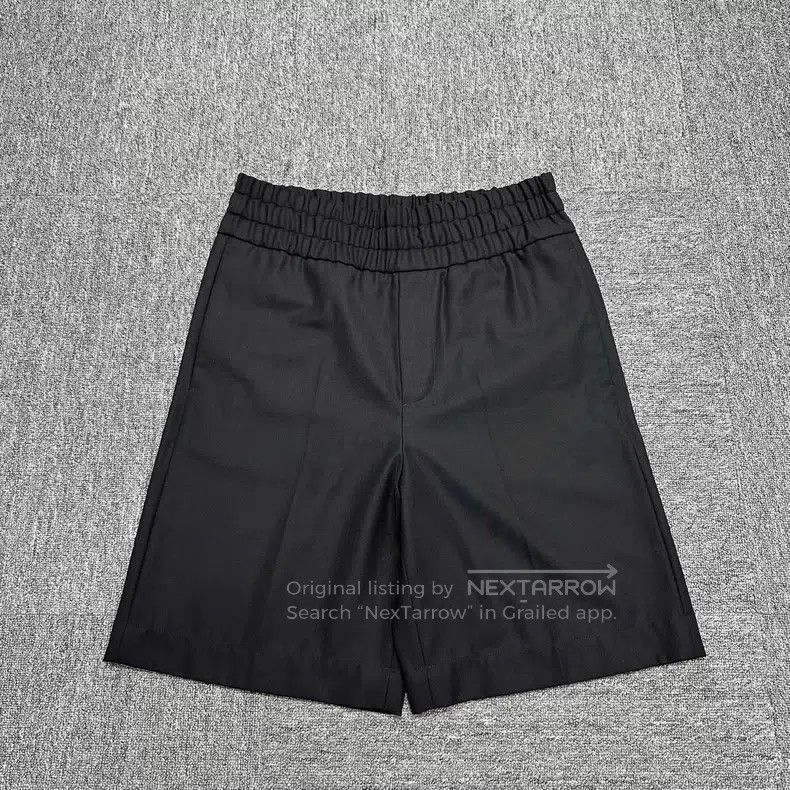 Louis Vuitton Louis Vuitton Solid Elastic Waist Shorts Size US 38 / EU 54 - 1 Thumbnail