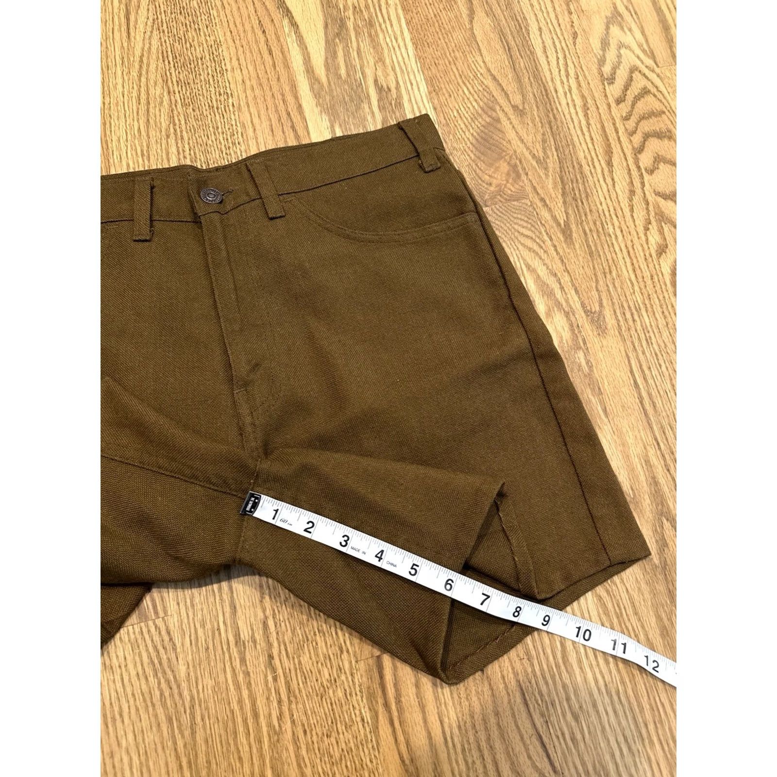 Levi's VINTAGE Levi’s Sta Prest Short Shorts Regular 31 Brown Zip Hemmed Mens Shorts 80s Retro USA Talon Size US 31 - 7 Thumbnail