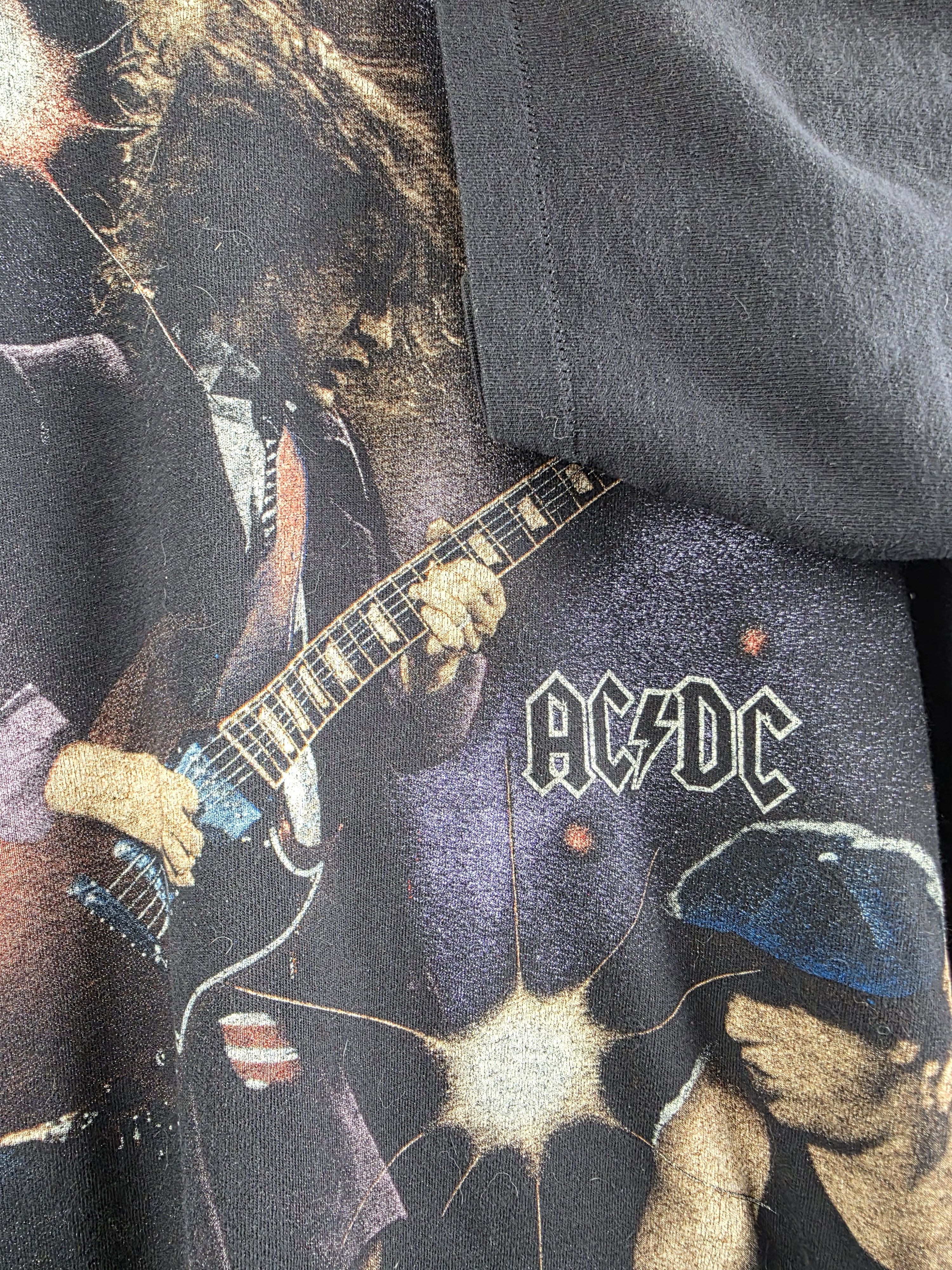 AC/DC × Band Tees × Vintage 90s ACDC Full print Bootleg XL 23.5" 30" Size US XL / EU 56 / 4 - 3 Thumbnail