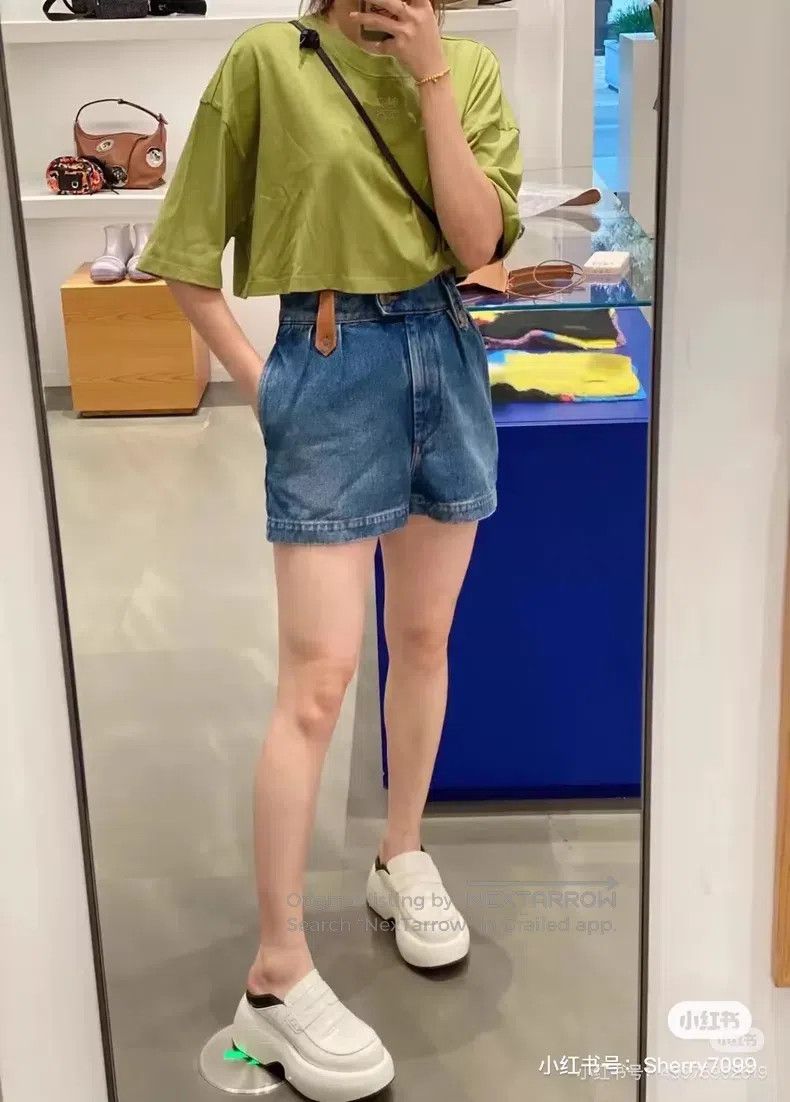 Loewe Loewe High-waisted batwing sleeve loose T-shirt Size XS / US 0-2 / IT 36-38 - 6 Thumbnail