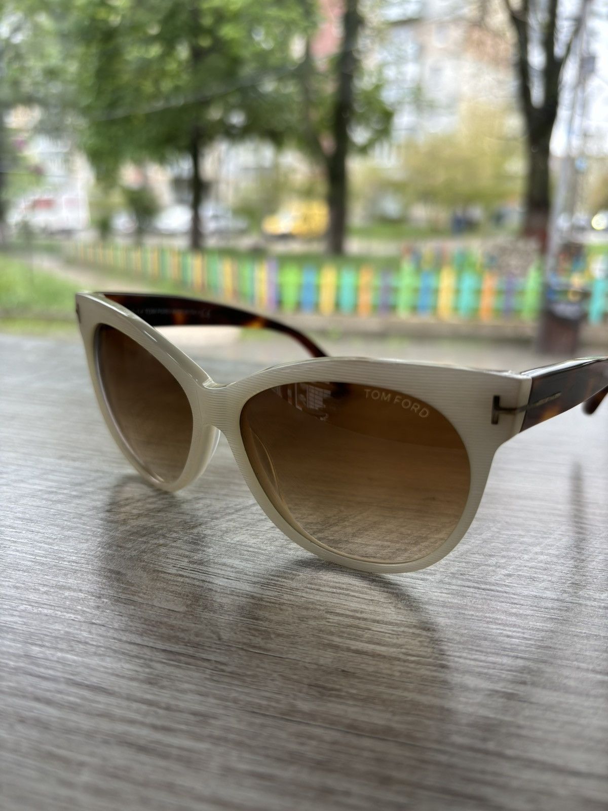 Designer × Tom Ford Tom Ford Sunglasses SASKIA TF330 Cat Eye Size ONE SIZE - 11 Thumbnail
