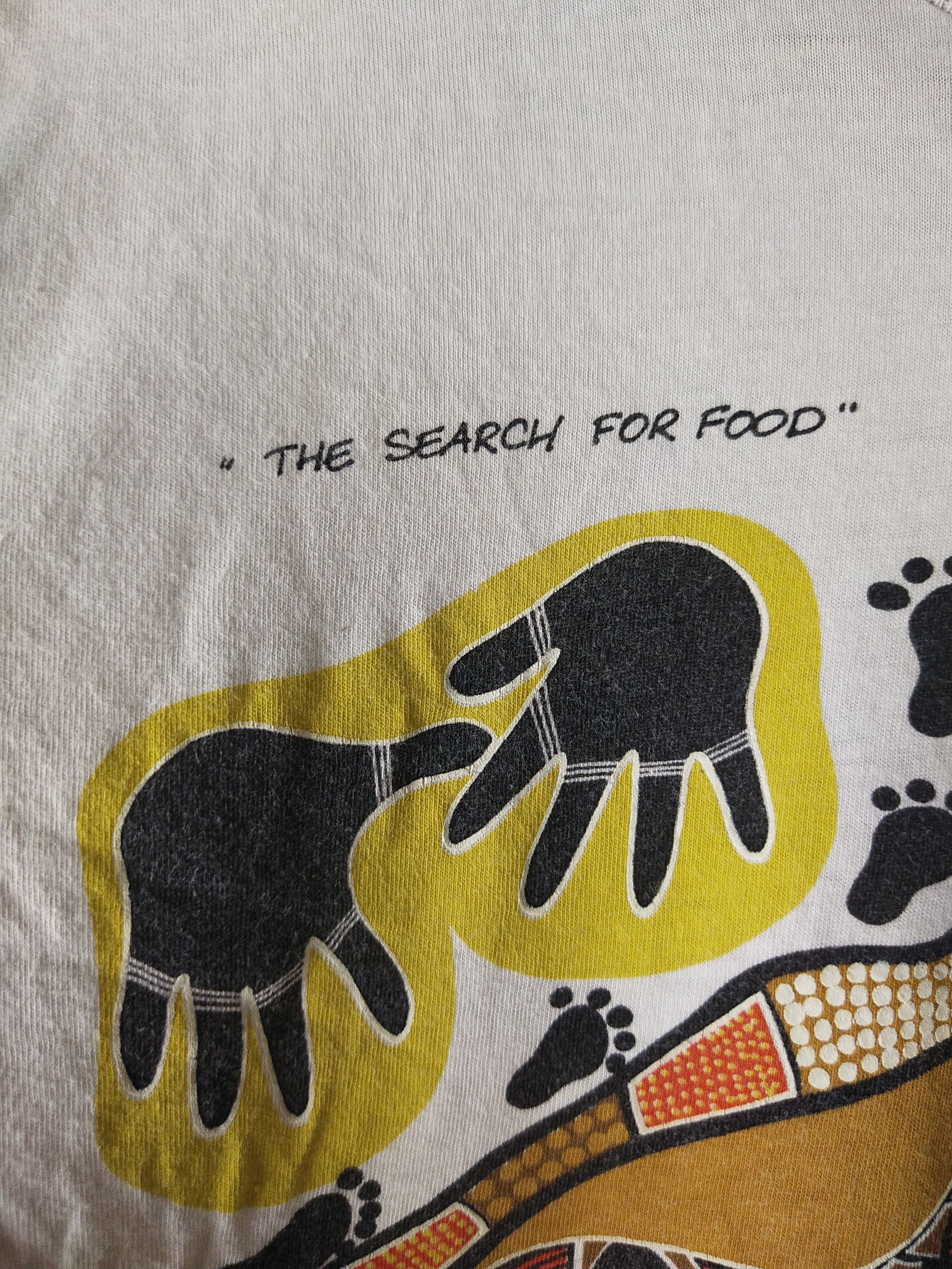 Vintage 1989 vintage Aboriginal ART Size US L / EU 52-54 / 3 - 9 Thumbnail