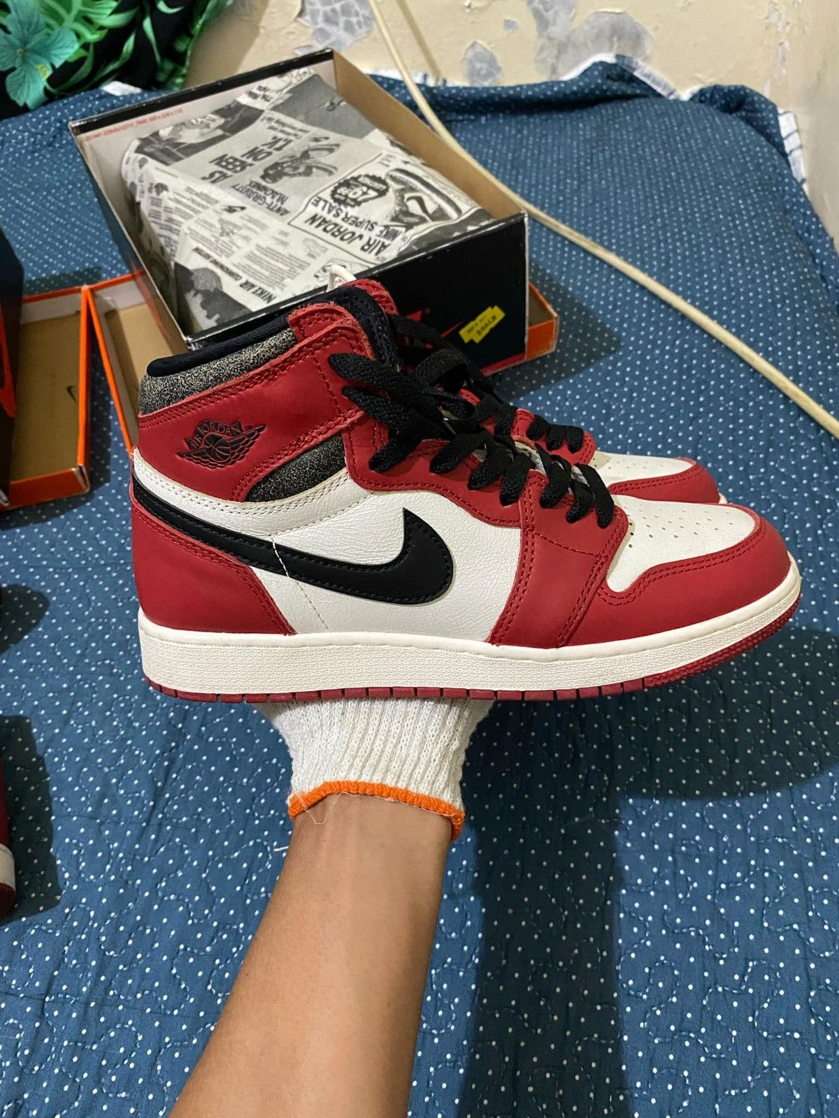 Jordan Brand × Nike Air Jordan 1 Lost And Found Size US 7 / EU 40 - 1 Thumbnail