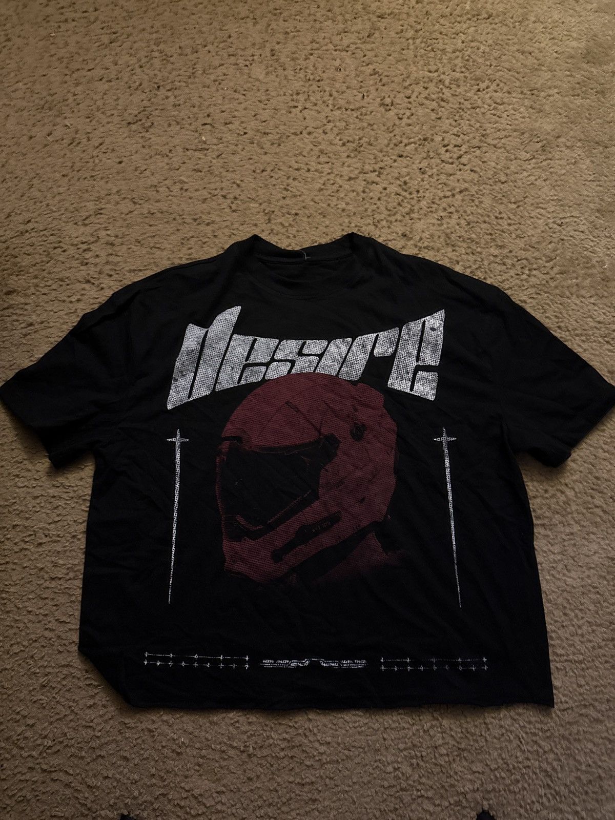 Other Y2K graphic cropped tee Size US L / EU 52-54 / 3 - 1 Thumbnail