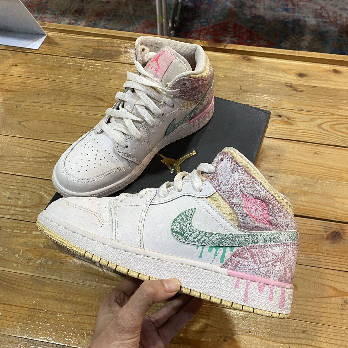 Air Jordan 1 Mid Paint Drip ‘Ice outlets Cream'