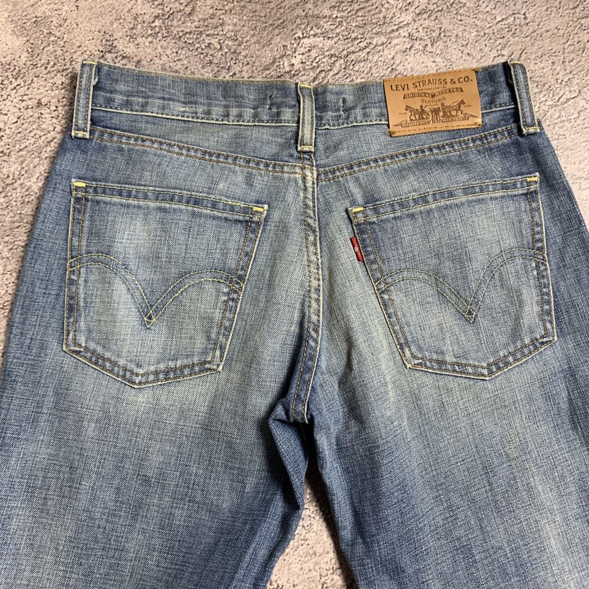 Vintage Vintage 90s Levi's Faded Distressed Baggy Jeans Grunge 28 Size US 28 / EU 44 - 6 Thumbnail