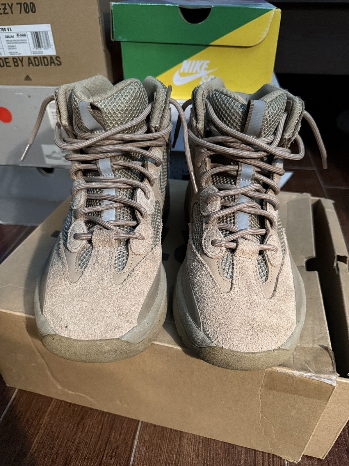 Yeezy 2019 Yeezy Desert Boot Rock Size US 9.5 / EU 42-43 - 4 Thumbnail