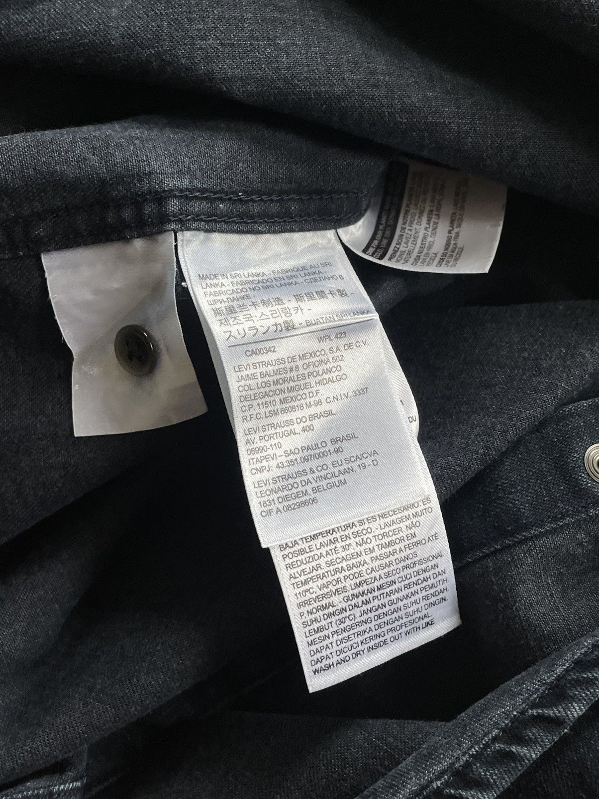 Levi's Levi’s: A Blue Denim Shirt Size US XXL / EU 58 / 5 - 16 Thumbnail