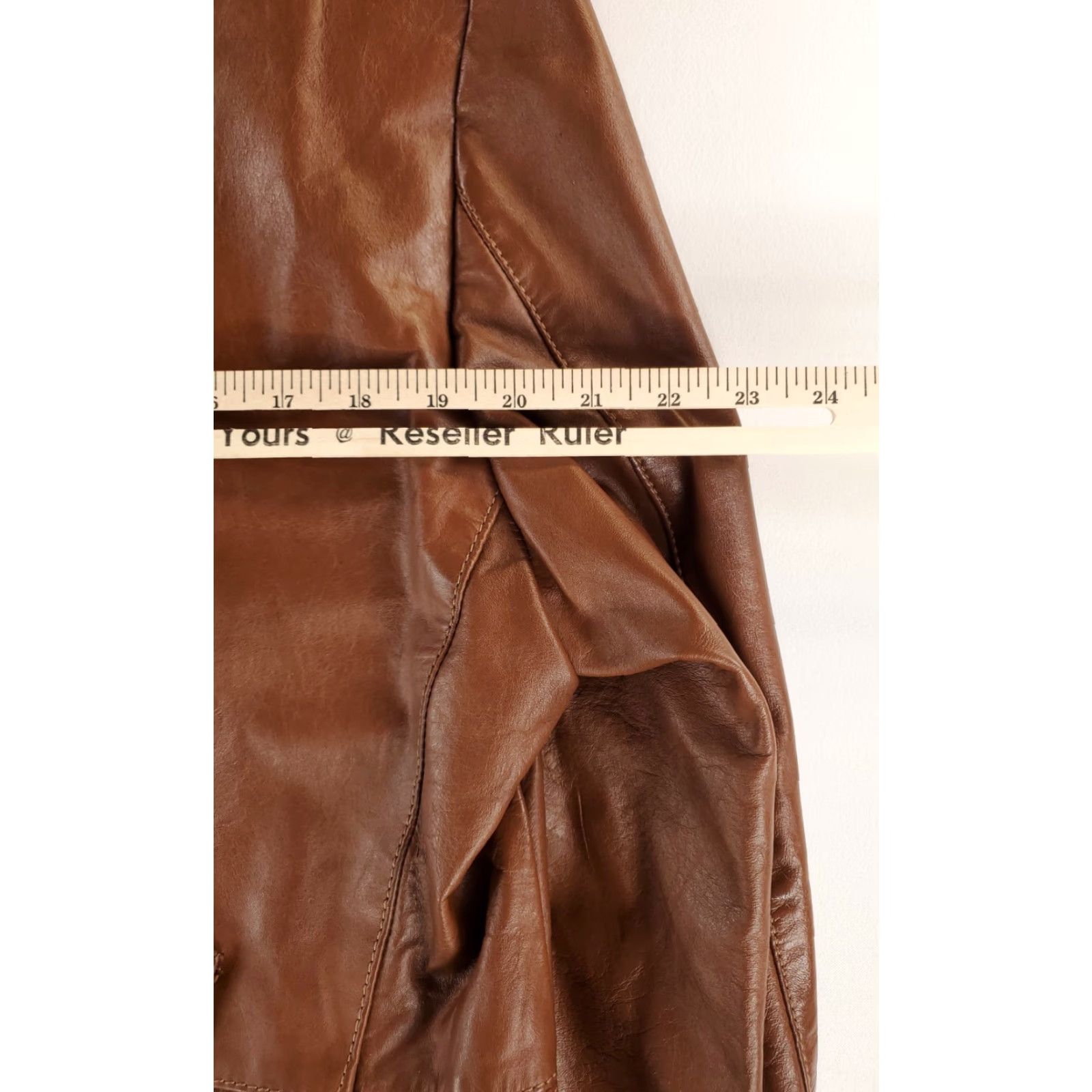Vintage VINTAGE Lakeland Leather Jacket Car Coat Brown Big Collar Mens 42 Overcoat 70s Disco Mens 42 Brown Size US XS / EU 42 / 0 - 4 Thumbnail