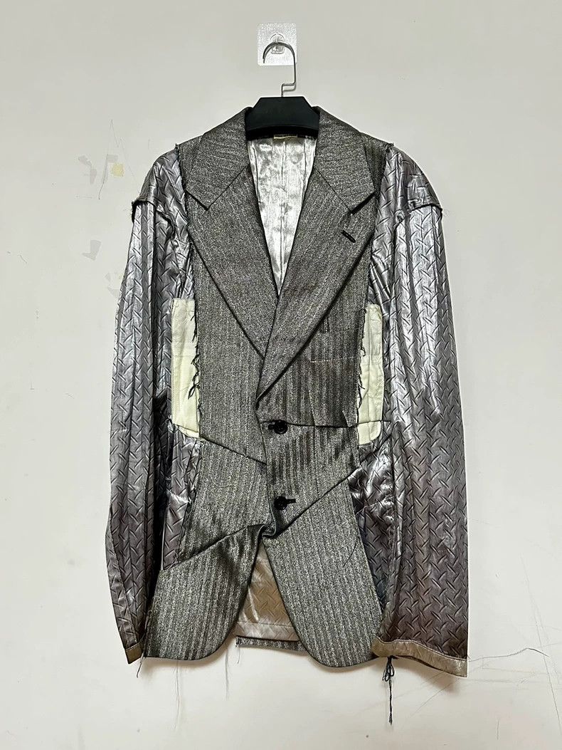 Comme des Garcons Comme Des Garcons Silver-lined pleated suit Size US L / EU 52-54 / 3 - 1 Thumbnail