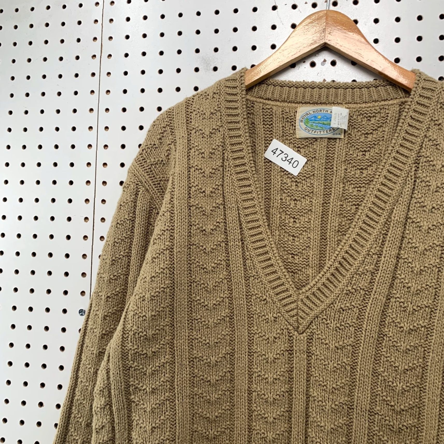 Vintage VINTAGE Royal North Mills Sweater Mens XL Brown Knitted Orlon Acrylic Made USA Sweater Pullover Mens XL Brown USA Knit Autumn Winter Casual Mens Size US XL / EU 56 / 4 - 5 Thumbnail