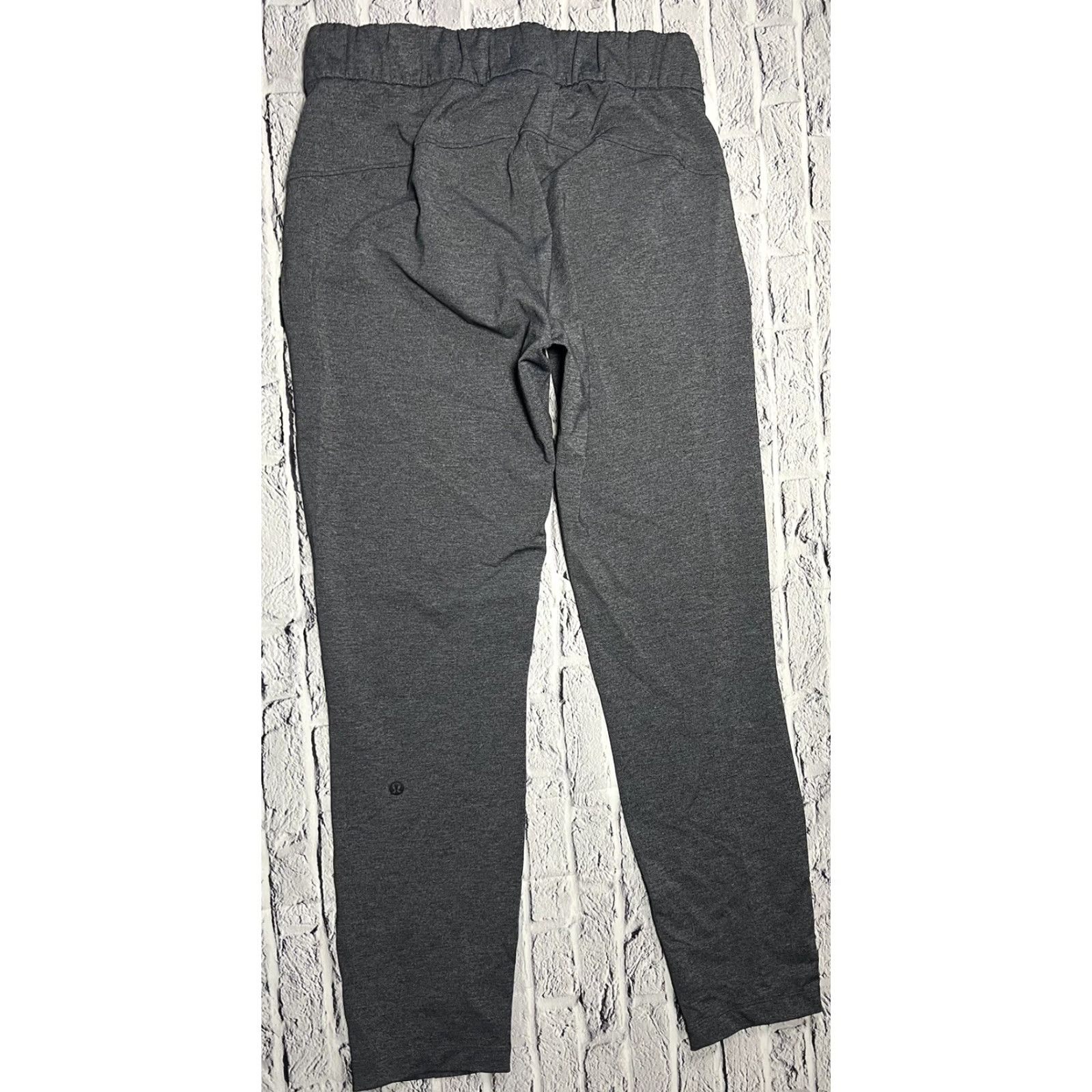 Lululemon Lululemon On The Fly Pant Women Gray Travel Crop Active Pants Size 4 Size 27" / US 4 / IT 40 - 3 Thumbnail