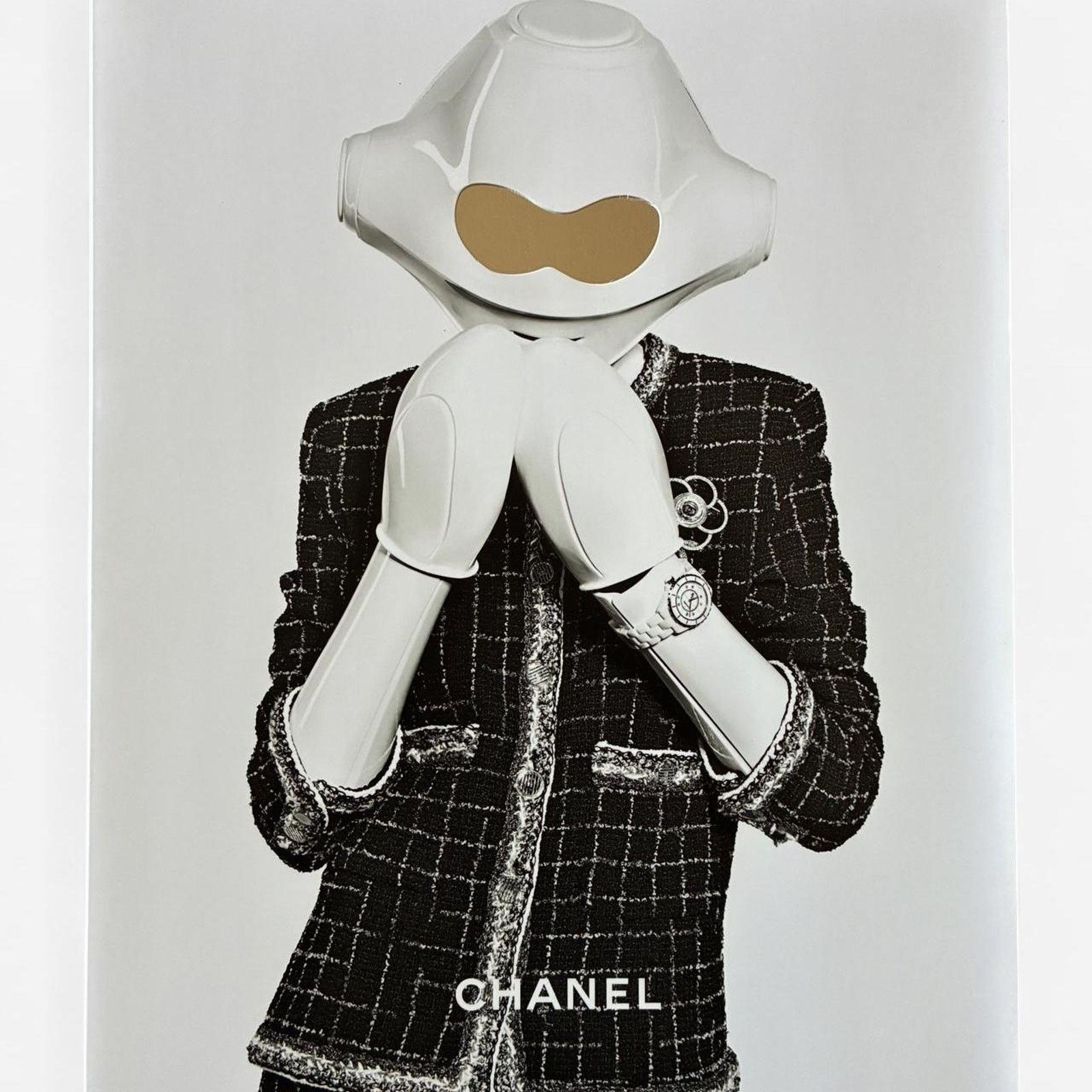 Chanel × Karl Lagerfeld Chanel intimate technology S/S 2017 PHOTOS BY KARL LAGERFELD Size ONE SIZE - 1 Thumbnail