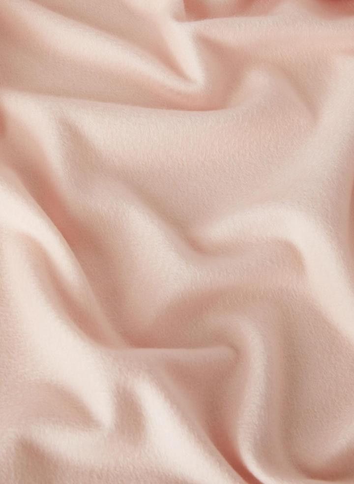 Loro Piana o1srvl11e0526 FAA1158 Size: OS / Unito Blanket in Light Pink Size ONE SIZE - 5 Thumbnail
