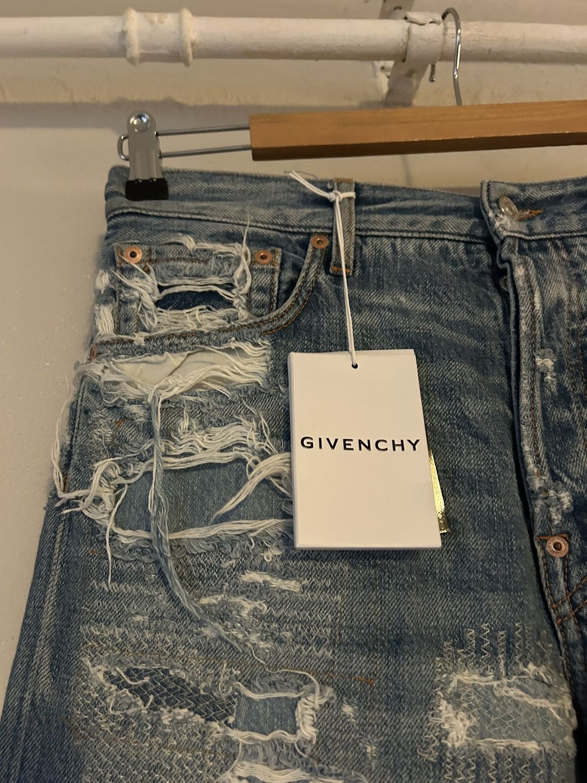 Givenchy Baggy Distressed Cropped Denim Jeans - Size 28 Size US 28 / EU 44 - 2 Thumbnail