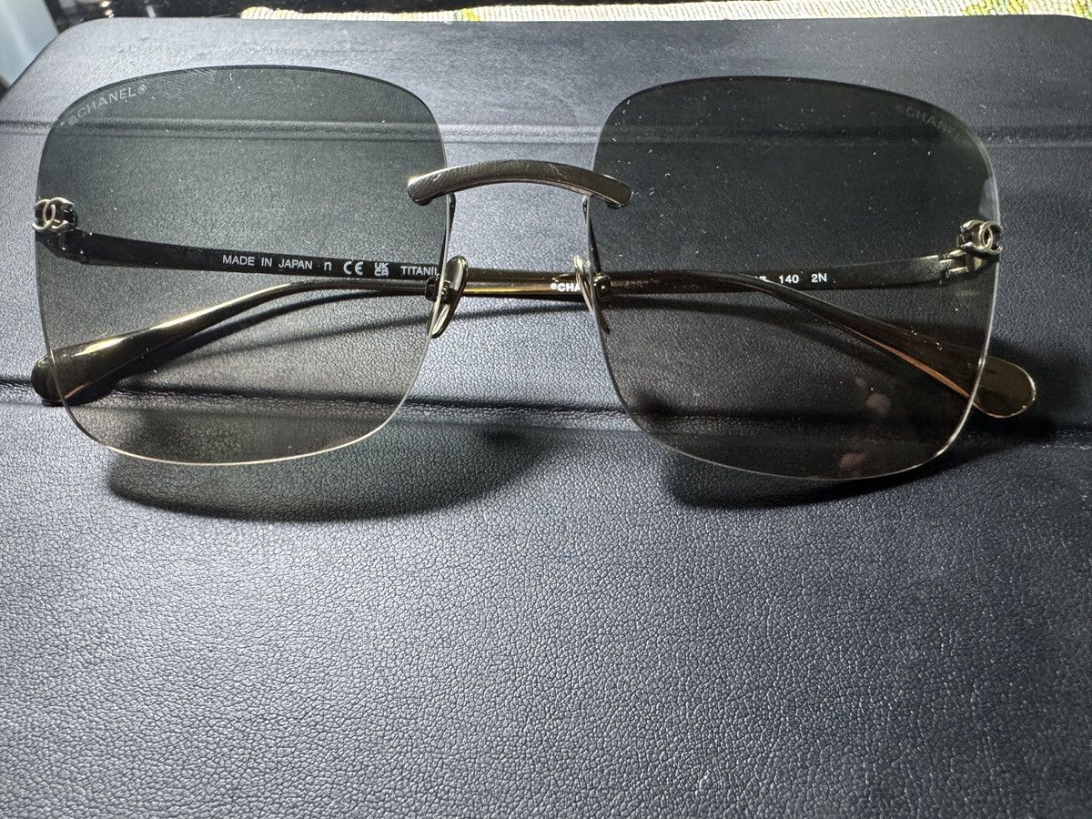 Chanel CHANEL SQUARE SUNGLASSES Size ONE SIZE - 3 Thumbnail