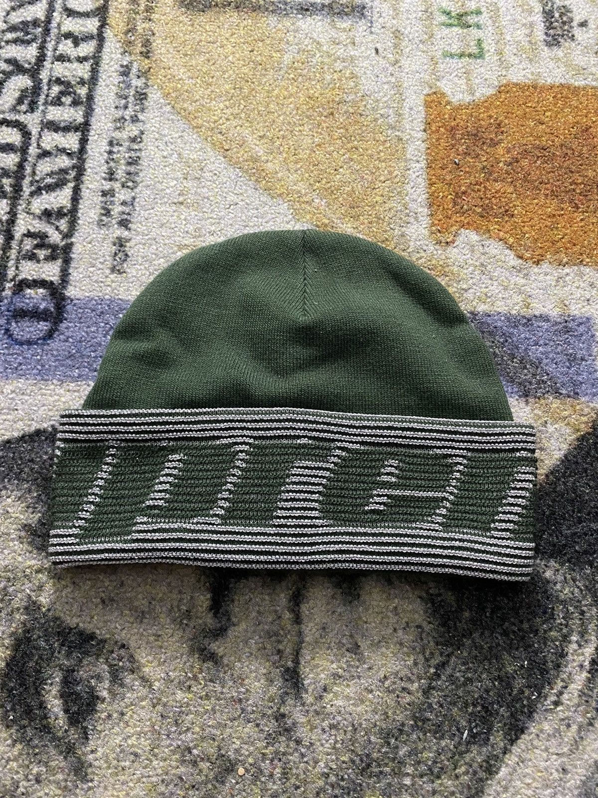 Supreme Supreme Reflective Jacquard Beanie Size ONE SIZE - 2 Thumbnail