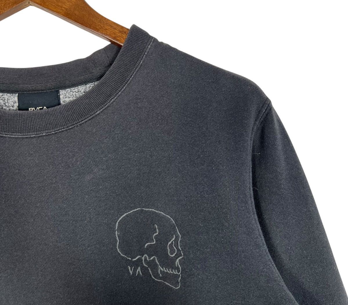 RVCA Distressed RVCA Crew Neck Size US S / EU 44-46 / 1 - 5 Thumbnail
