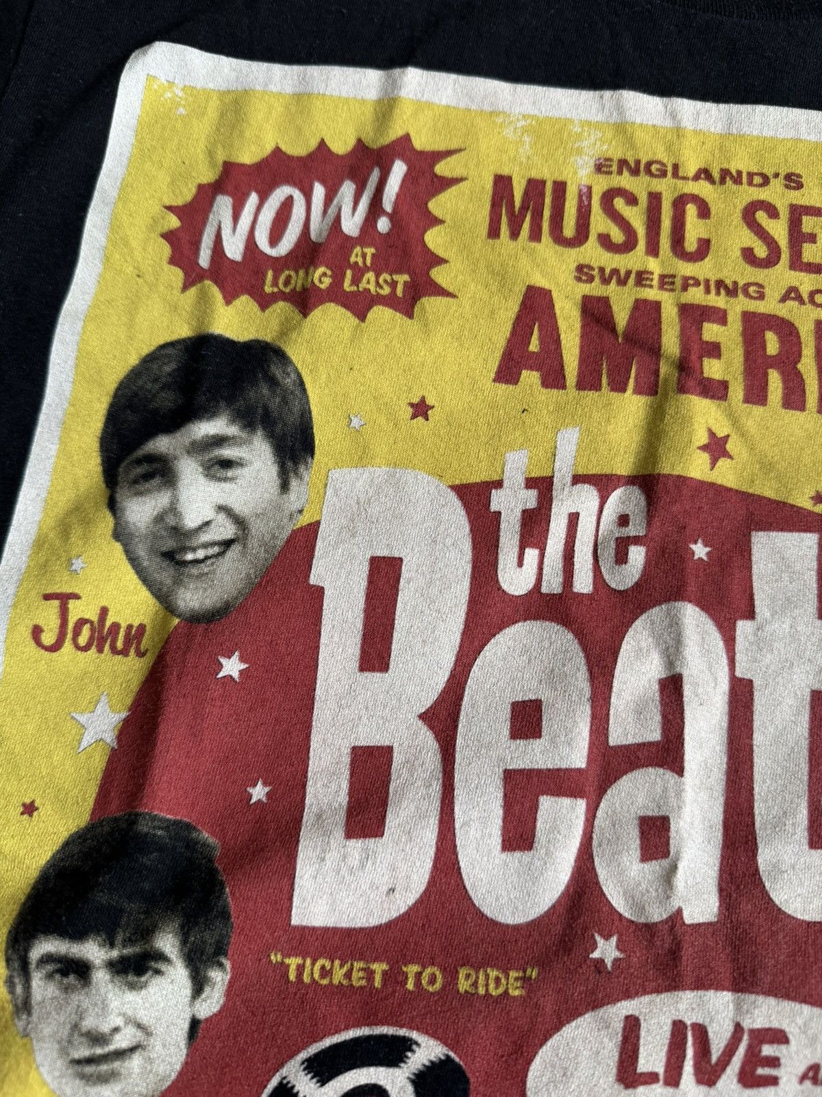 Band Tees The Beatles 2014 M/size big logo tee T-shirt tank vintage Size US M / EU 48-50 / 2 - 8 Thumbnail