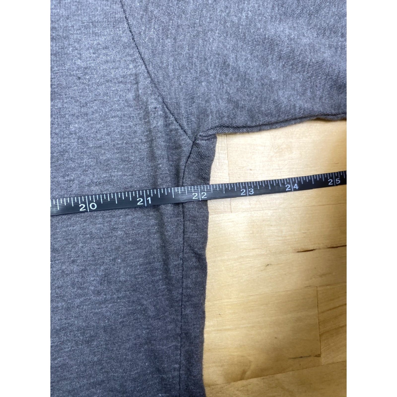 Vintage The Raw Uncut Angel Wings Cross Short Sleeve T-Shirt Mens XL Gray Graphic Print 7686 Size US XL / EU 56 / 4 - 6 Thumbnail
