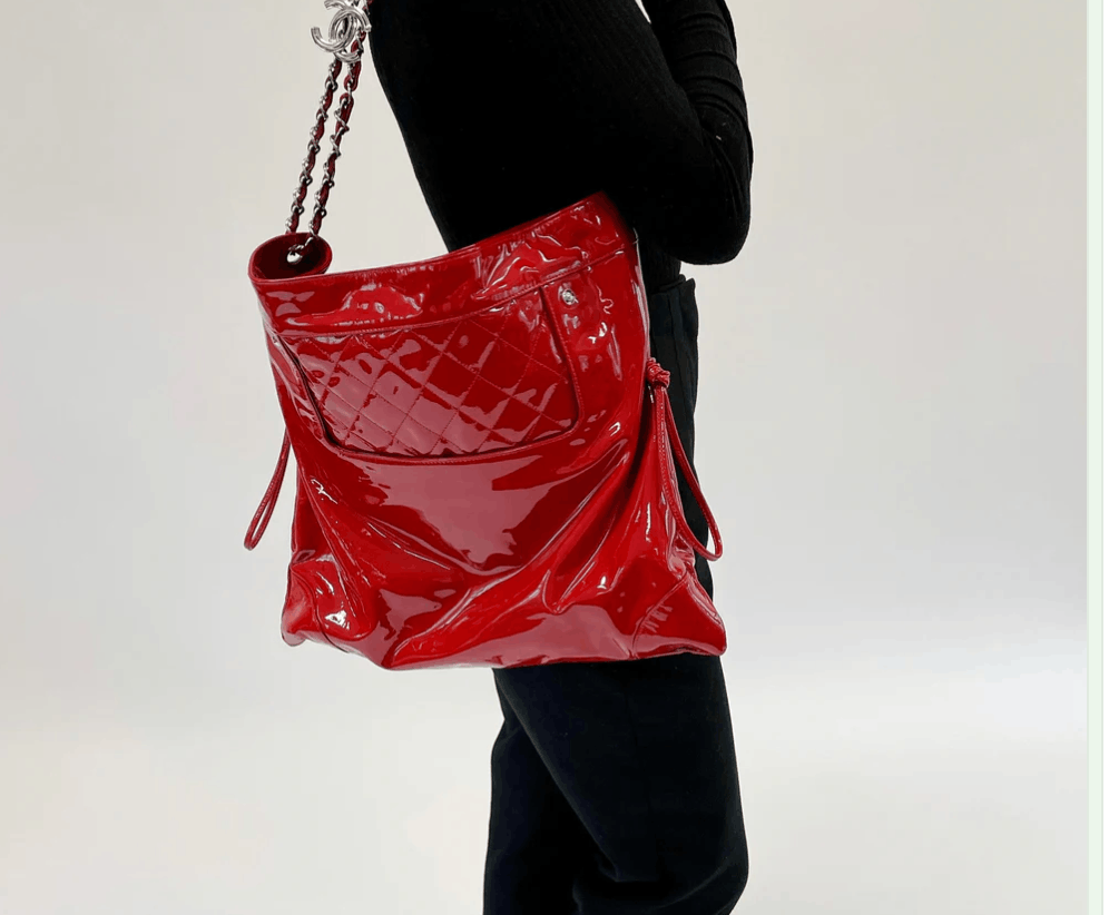 Chanel Chanel Matelass Leather Shoulder Bag with Coco Charm Size ONE SIZE - 1 Thumbnail