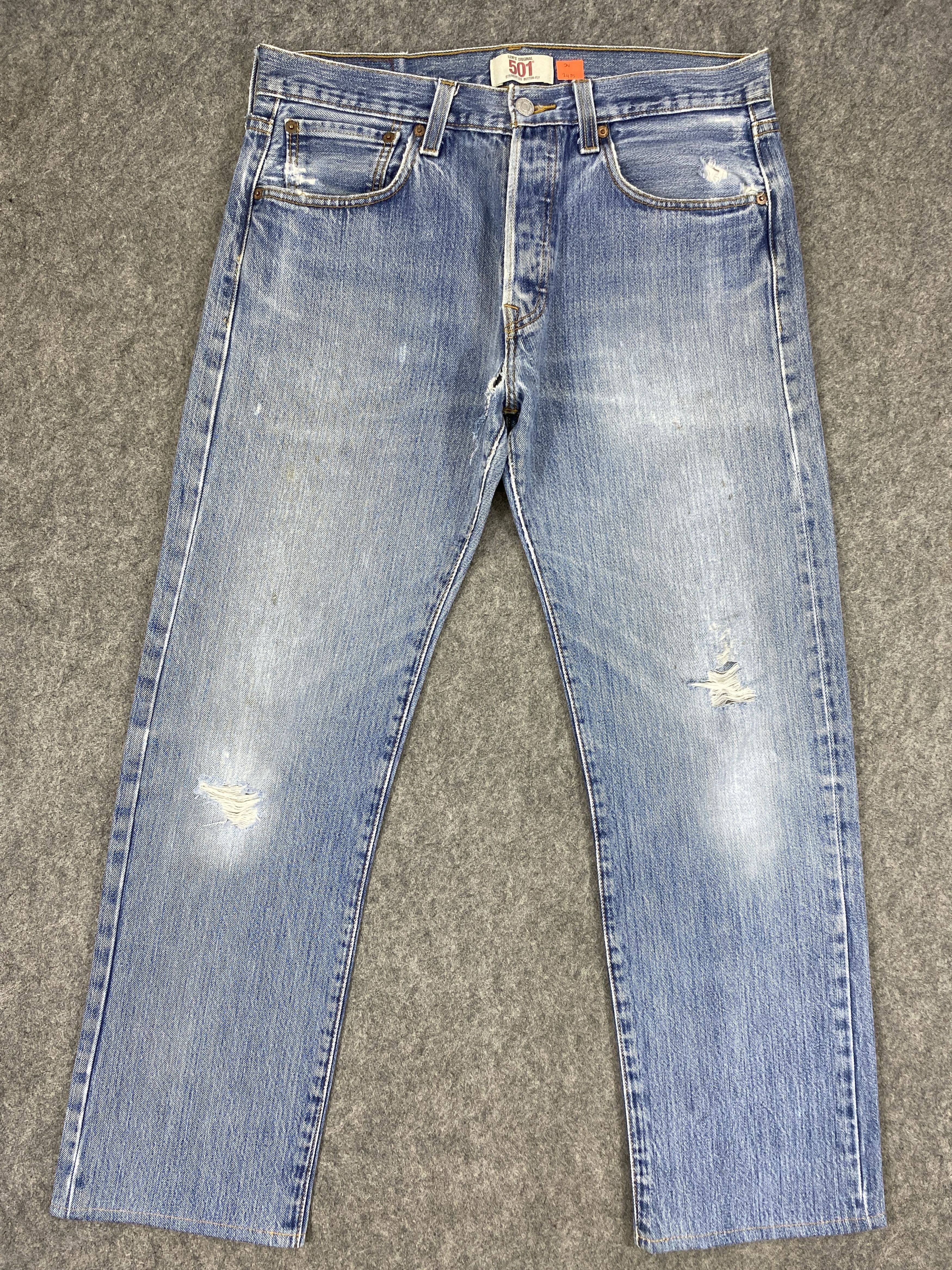 image of Distressed Denim x Levis Distressed Blue Vintage Levi's 501 33X28.5 Denim -Jn2435 in Blue Distresse