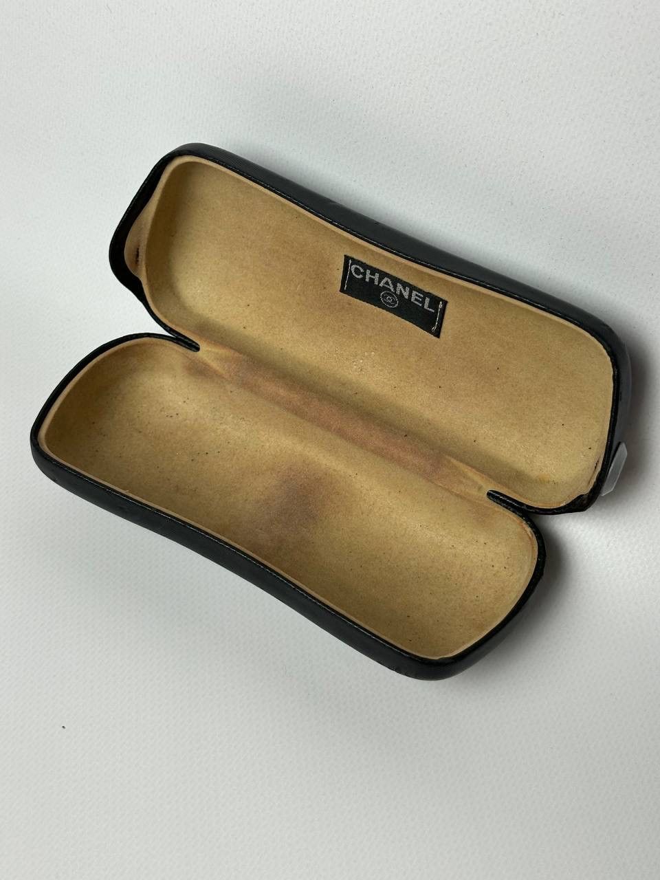 Chanel 🔥RARE Vintage 90s Chanel Sunglasses Case Made In Italy Size ONE SIZE - 9 Thumbnail