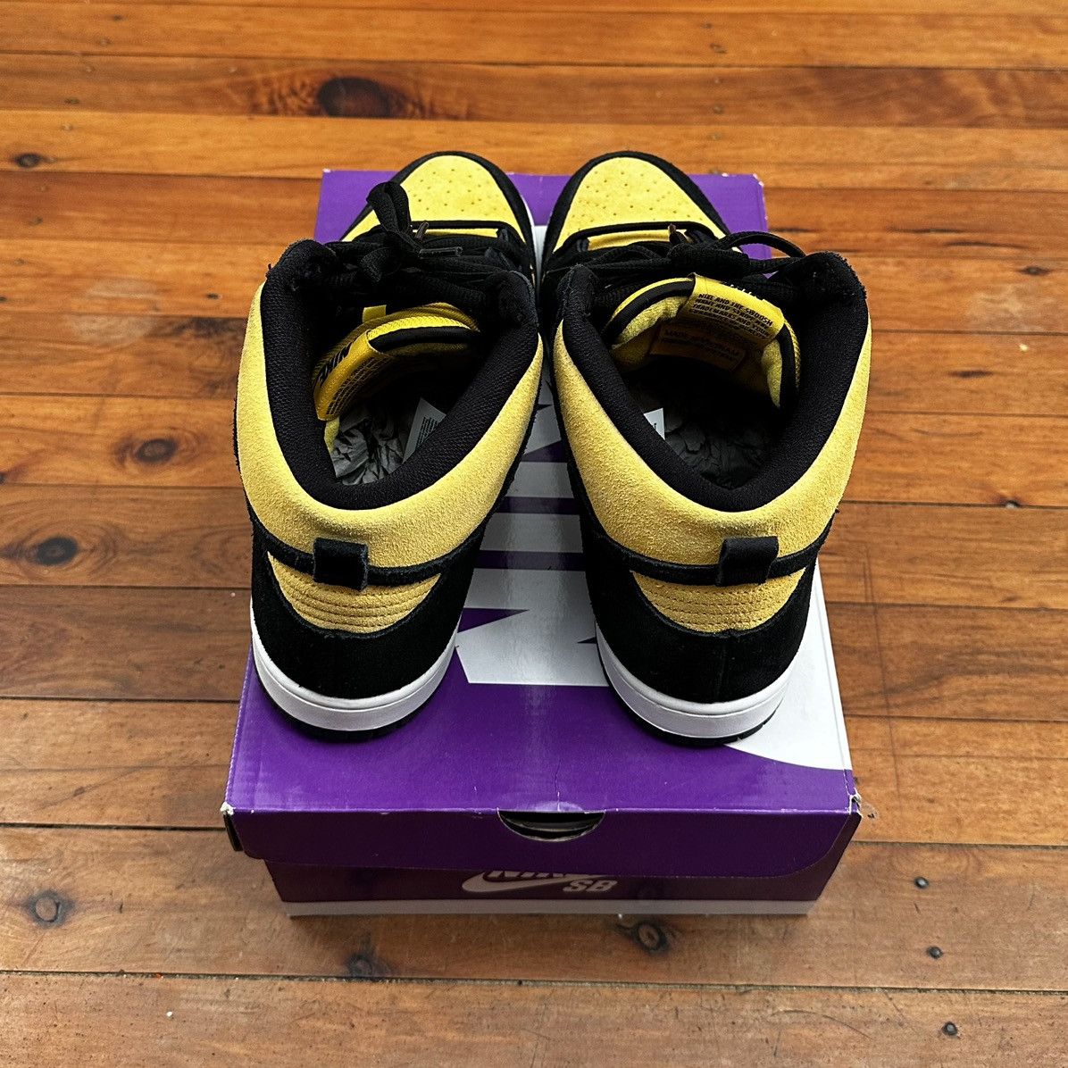 Nike Nike SB Dunk High Pro Reverse Goldenrod Size 11 Size US 11 / EU 44 - 4 Thumbnail
