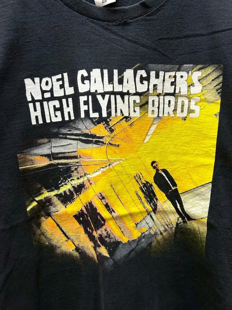 Vintage Vintage 2000s Noel Gallaghers OASIS tshirt size M Size US M / EU 48-50 / 2 - 4 Thumbnail