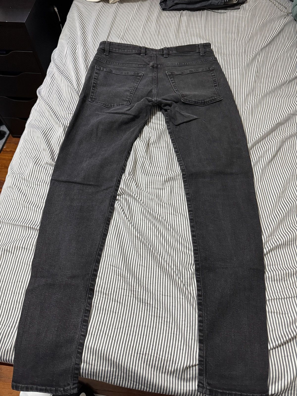 Represent Clo. Represent Essential Denim Black size 33 Size US 33 - 2 Thumbnail