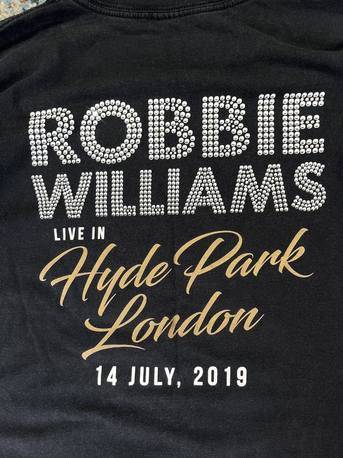Band Tees × Vintage Vintage Robbie Williams live show London graphic band tee Size US L / EU 52-54 / 3 - 5 Thumbnail