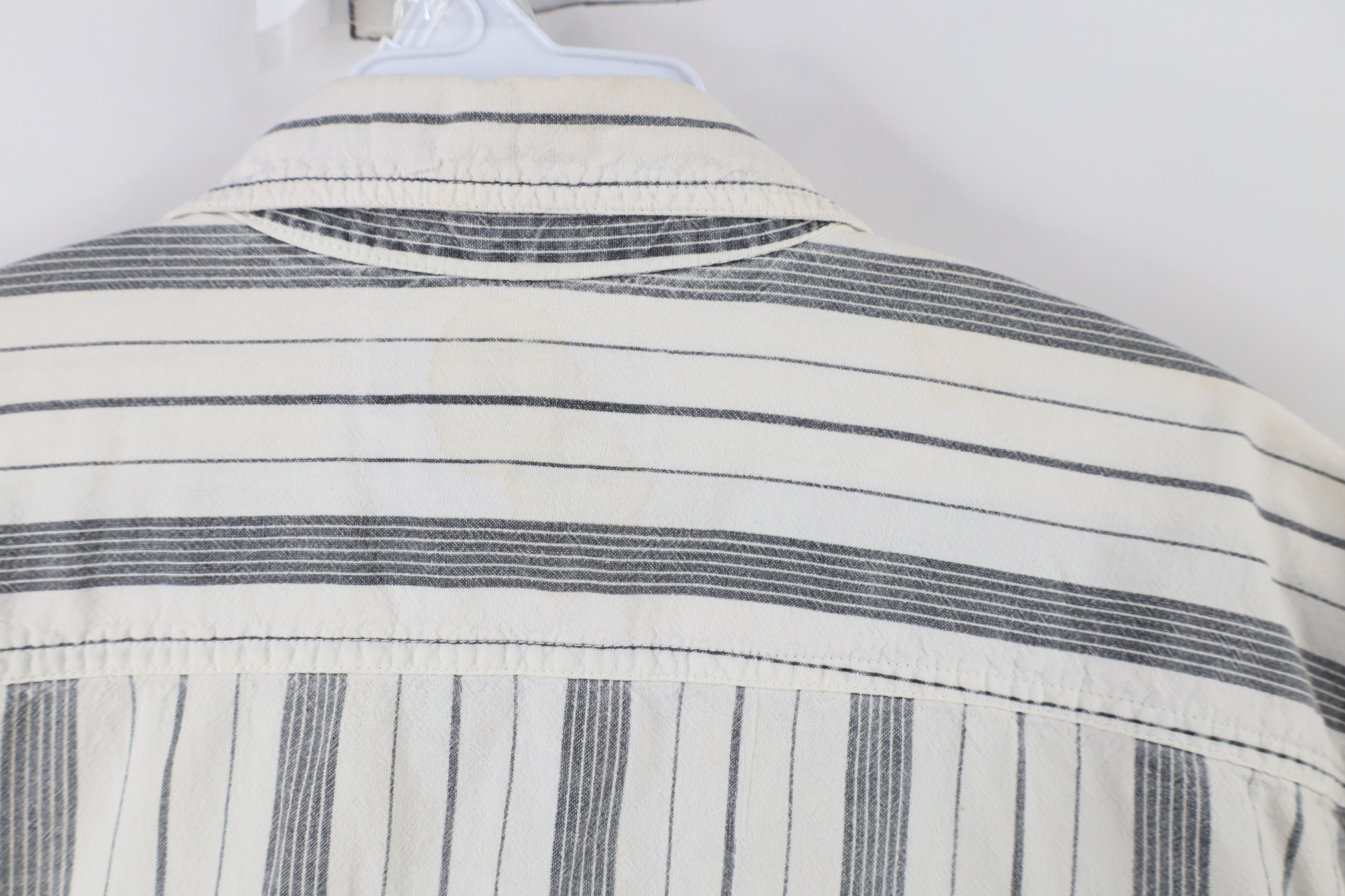 Vintage Vintage 90s Streetwear Big Pocket Striped Button Shirt Size US L / EU 52-54 / 3 - 12 Thumbnail