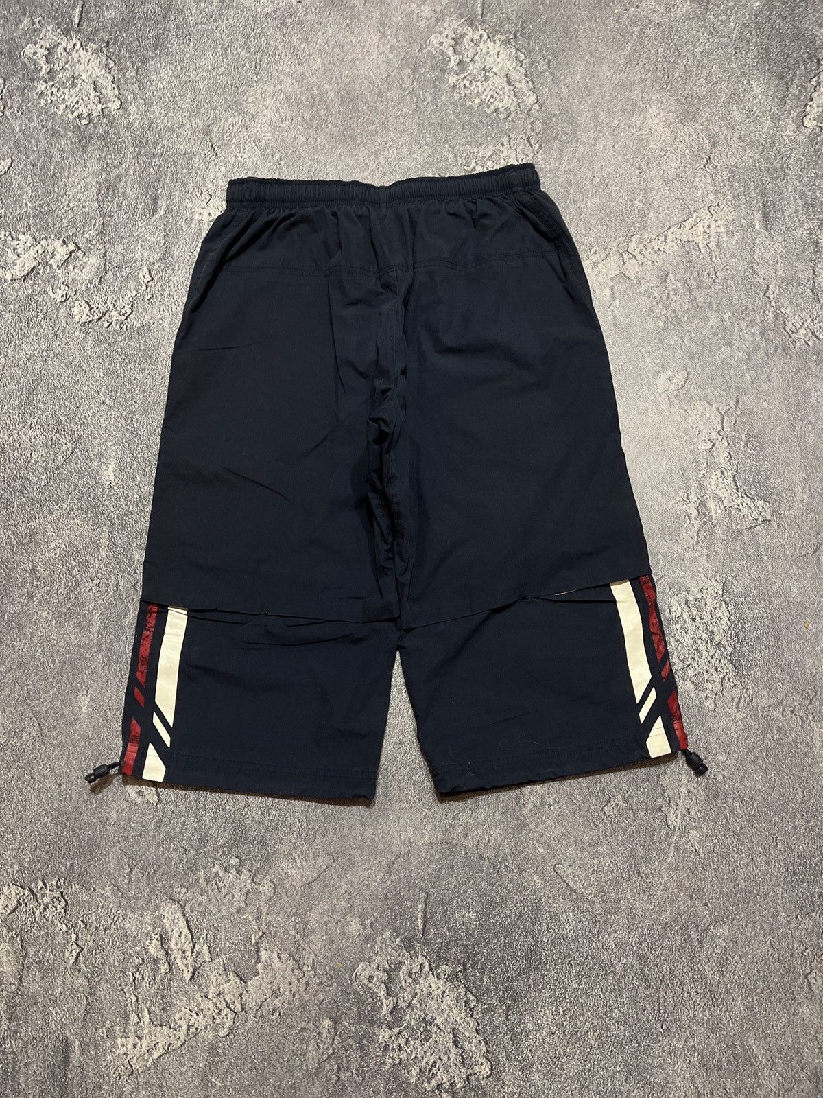 Nike × Vintage Vintage Y2K Nike Shorts Pants 3/4 Jorts Unisex M Size US 33 - 2 Thumbnail