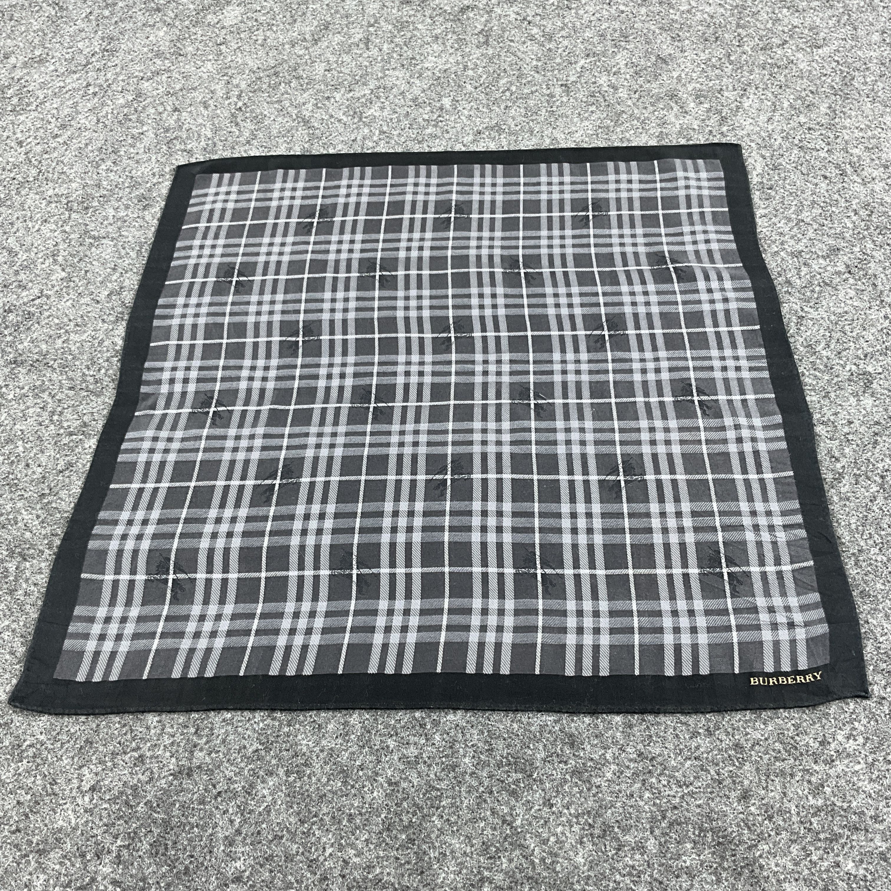 Burberry × Vintage Burberry Handkerchief / Bandana / Neckerchief B063 Size ONE SIZE - 3 Thumbnail