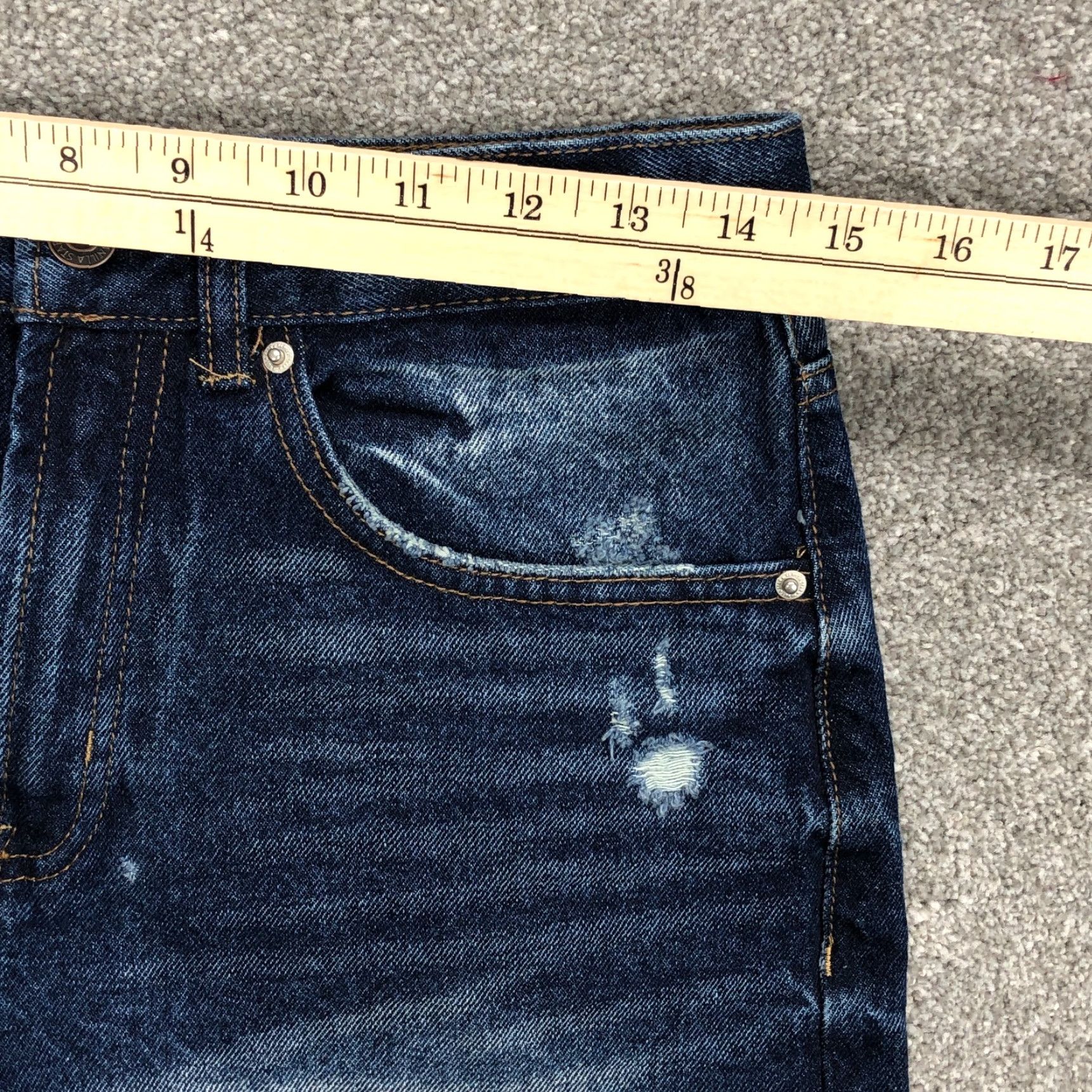 Vintage Vanilla Star Denim Shorts Women 3 Cut Off Mid Rise Dark Wash Distressed Holes Pocket Zipper Button Casual Modern Festival Size 26" / US 2 / IT 38 - 5 Thumbnail