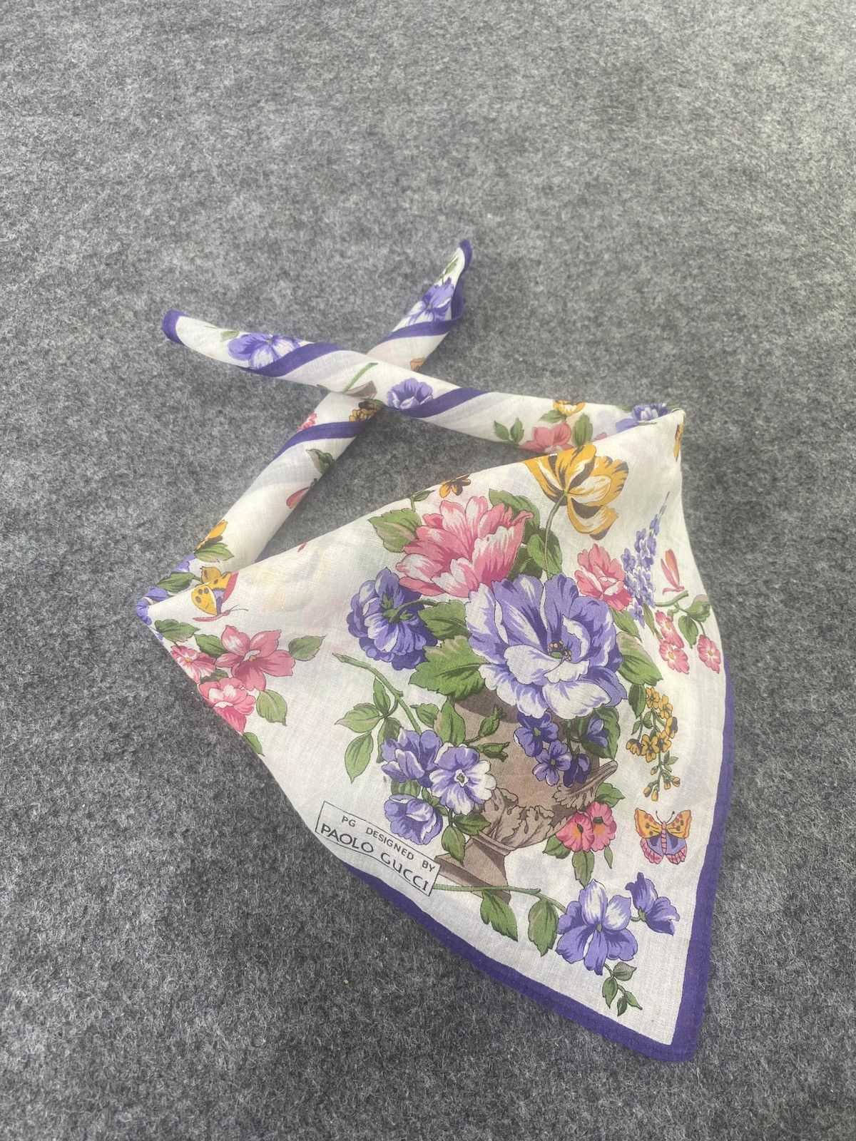 Paolo Gucci × Vintage Paolo Gucci Handkerchief / Bandana / Neckerchief-B082 Size ONE SIZE - 1 Thumbnail