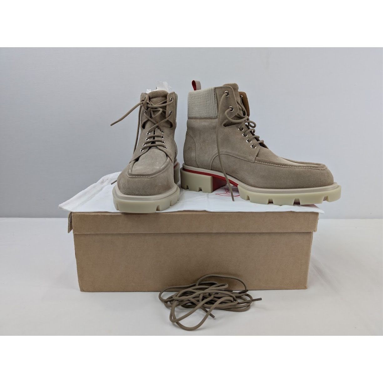 Christian Louboutin o1rshd1 Our Walk Flat Boot in Saharienne Size US 9.5 / EU 42-43 - 18 Thumbnail