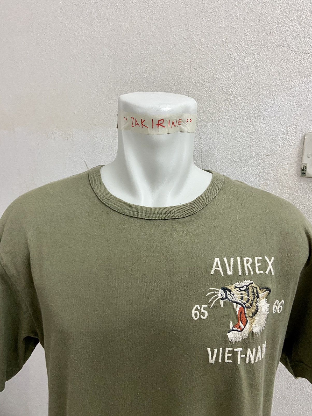 Avirex AVIREX 173 AIRBORNE VIETNAM WAR TEE Size US L / EU 52-54 / 3 - 8 Thumbnail
