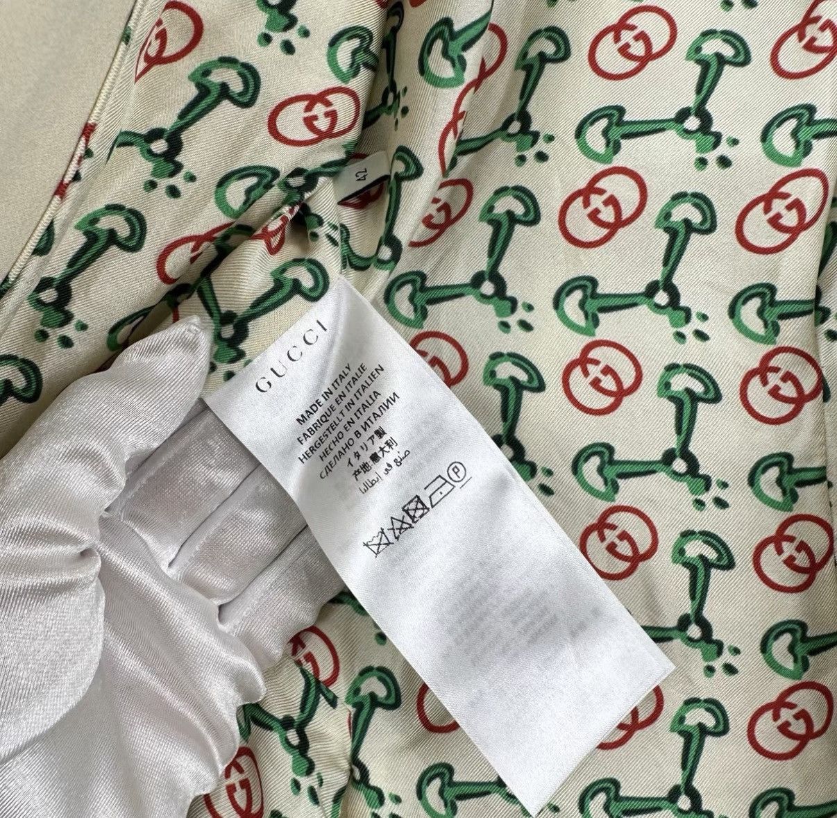 Gucci Gucci Blazer with Gold Buckle Printed Lining J42 Size M / US 6-8 / IT 42-44 - 5 Thumbnail