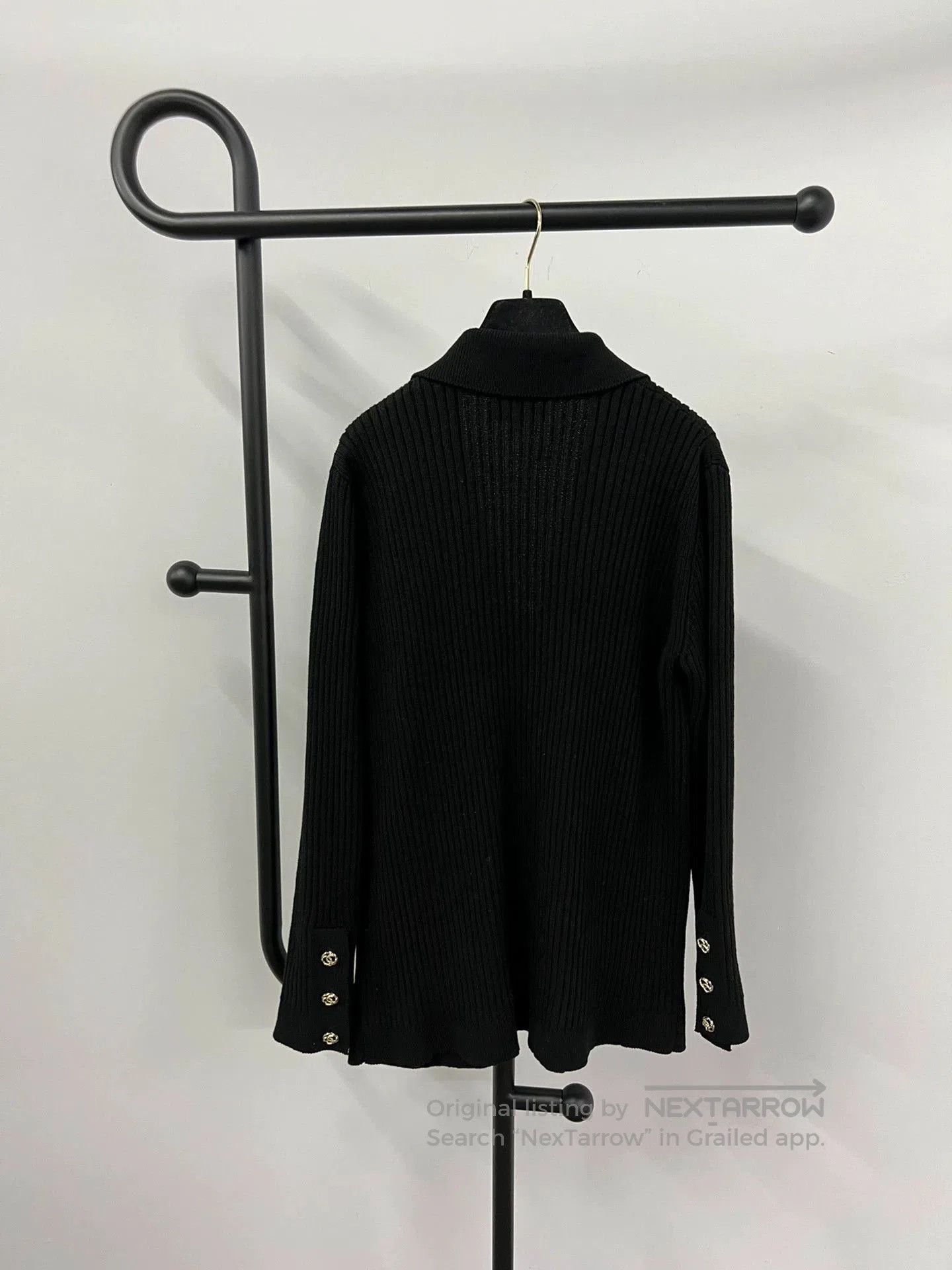 Chanel Chanel Black Gold Button Knit Cardigan. Size US L / EU 52-54 / 3 - 2 Thumbnail