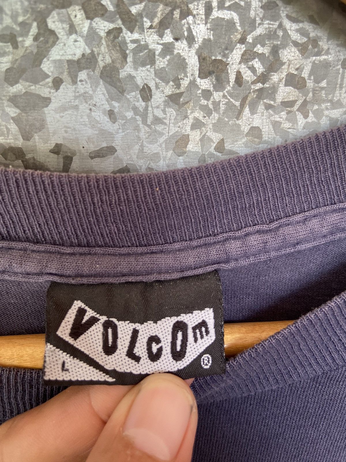Vintage × Volcom Vintage 90s Vintage Volcom t shirt sun faded tees Size US M / EU 48-50 / 2 - 6 Thumbnail