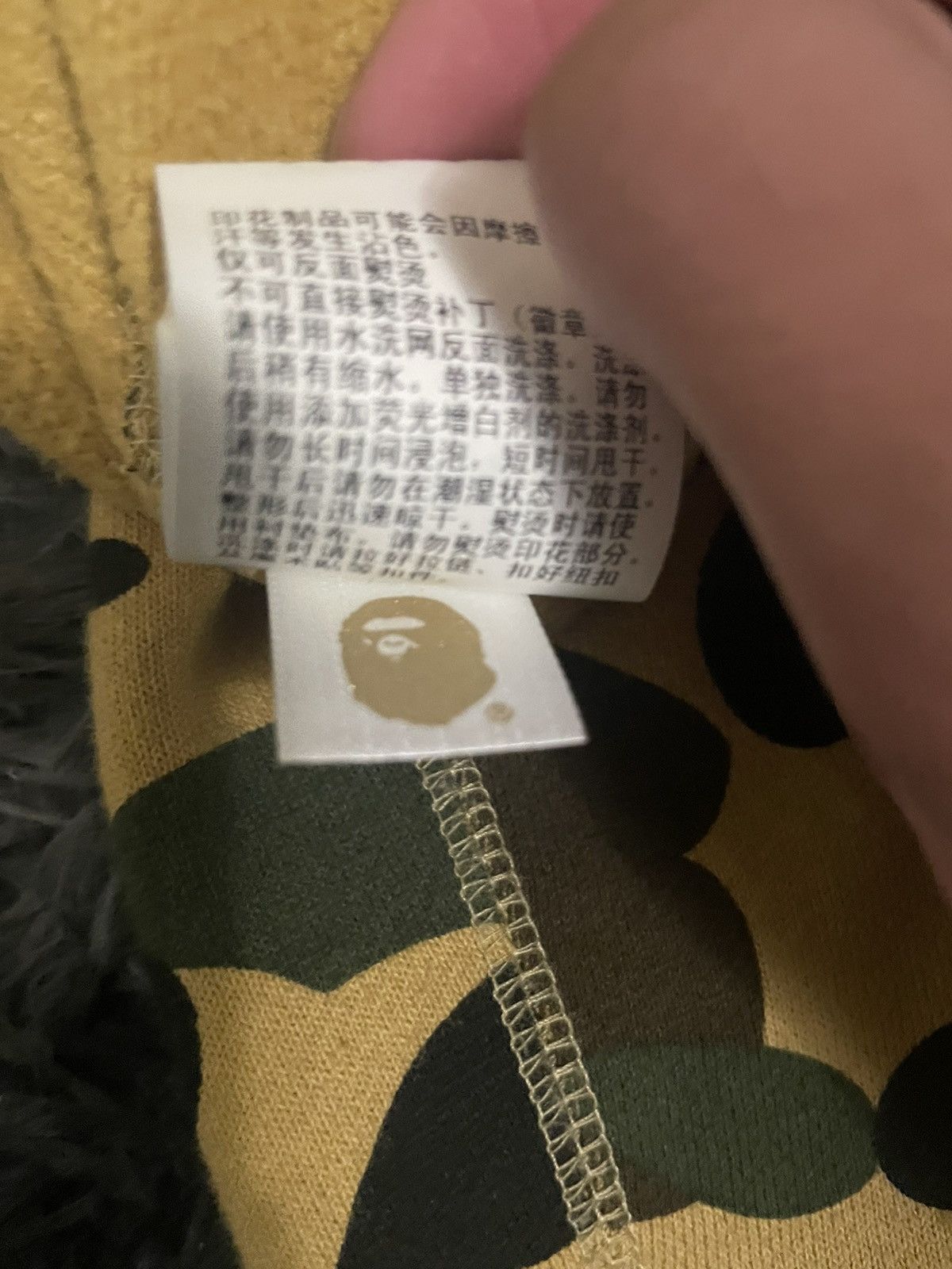 Bape 1st Camo Shark Full Zip Hoodie Size US L / EU 52-54 / 3 - 15 Thumbnail